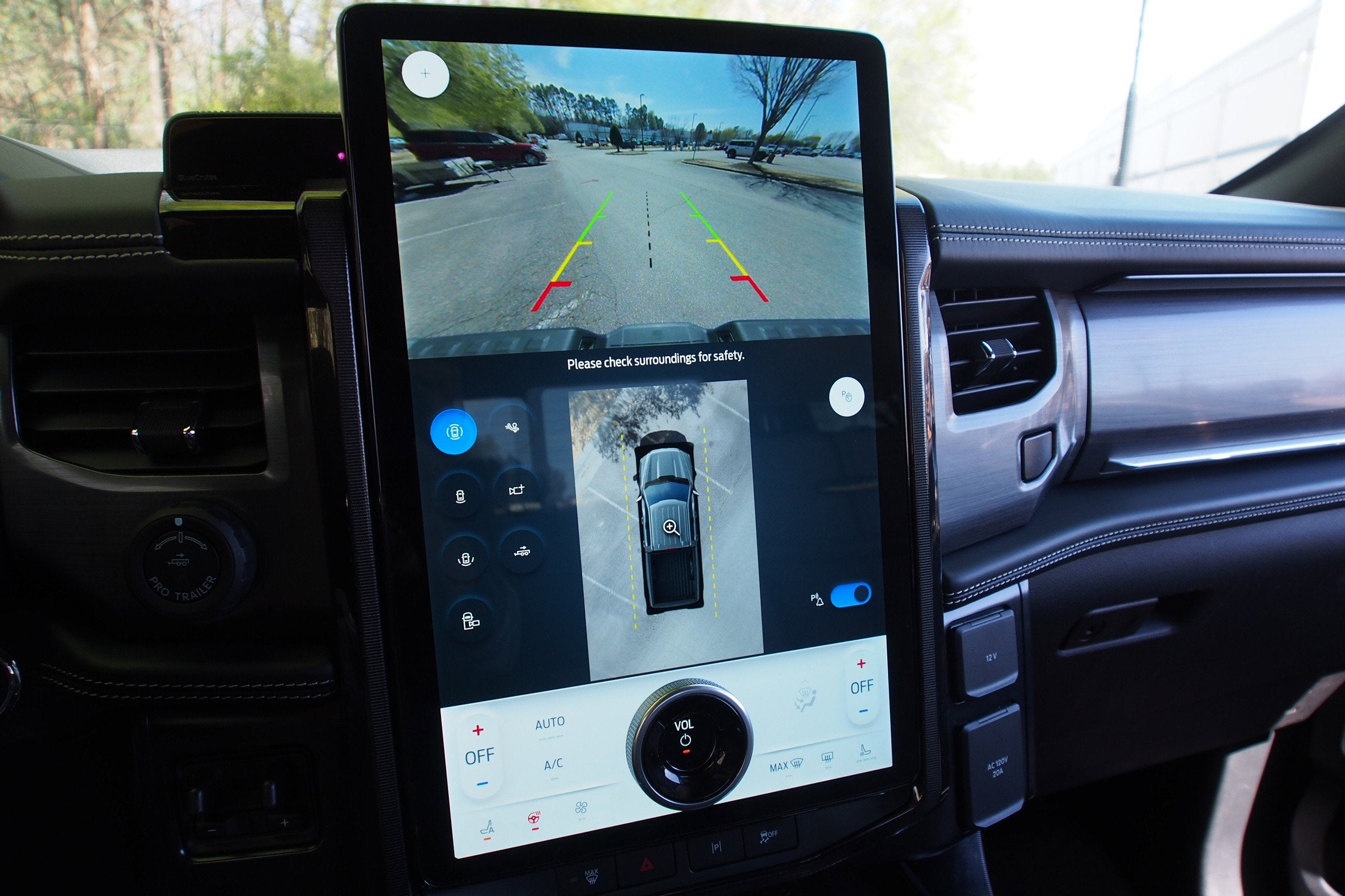 2025 Ford F-150 Lightning Platinum