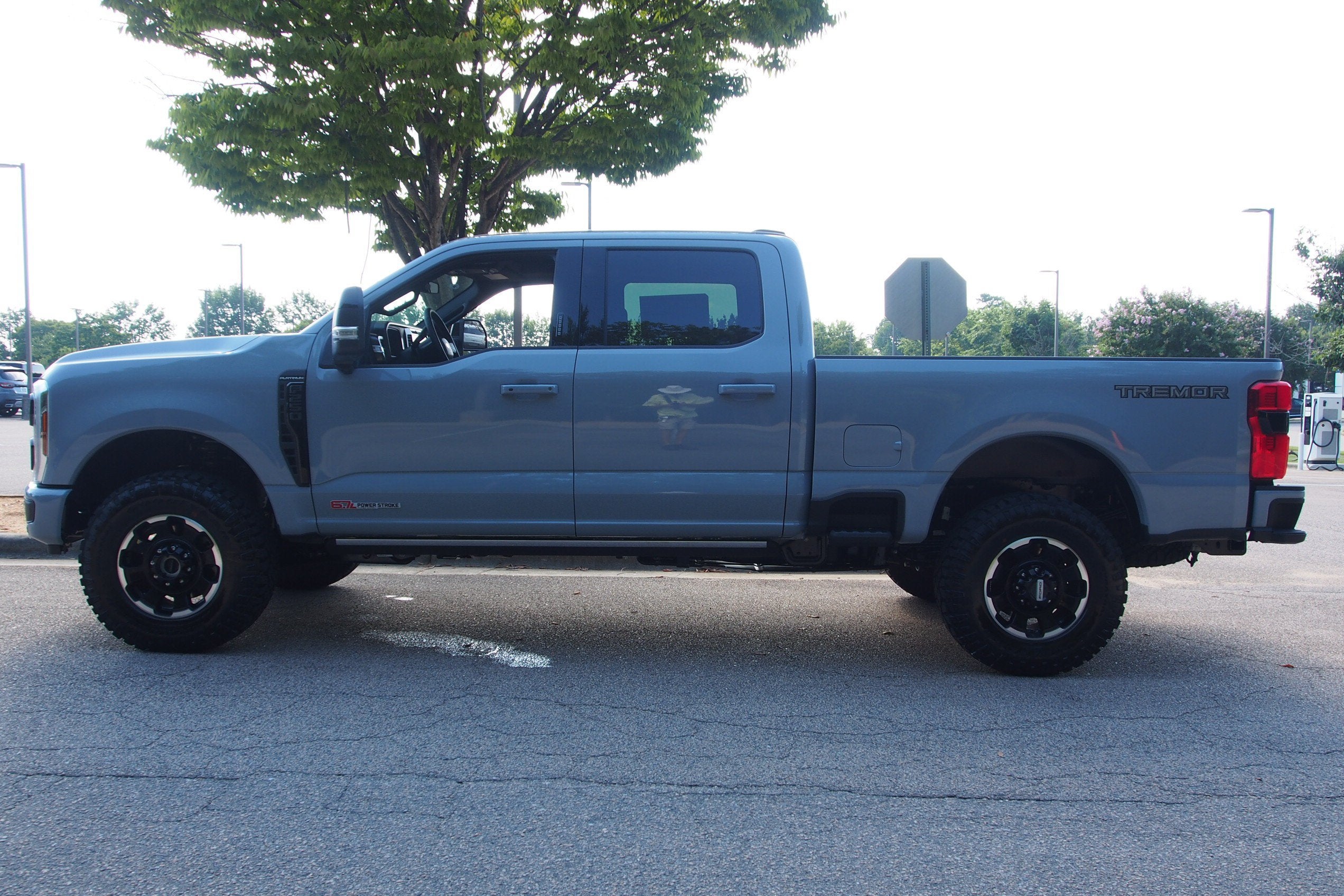 2026 Ford Super Duty F-250 SRW Platinum