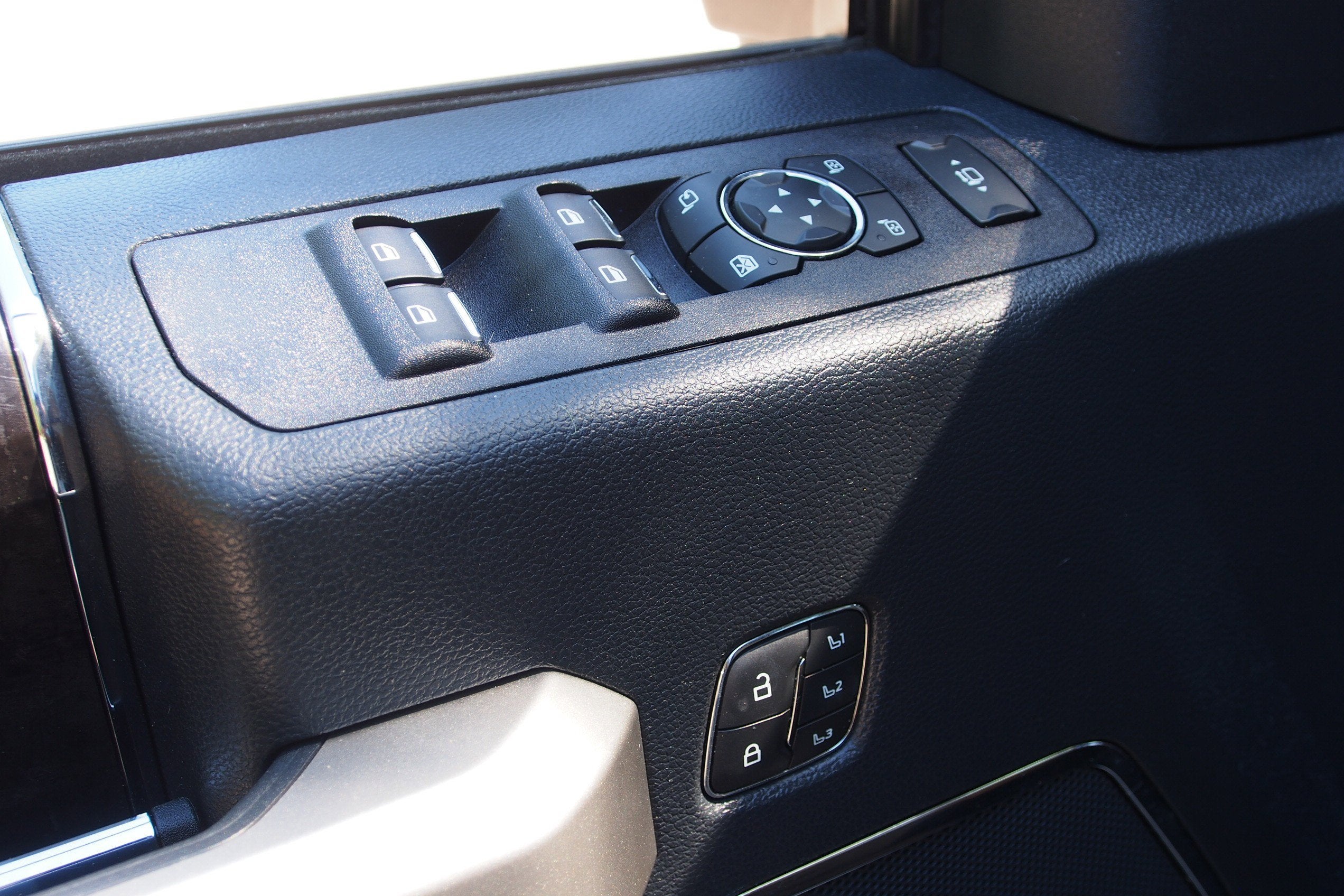 2022 Ford Super Duty F-250 SRW LARIAT