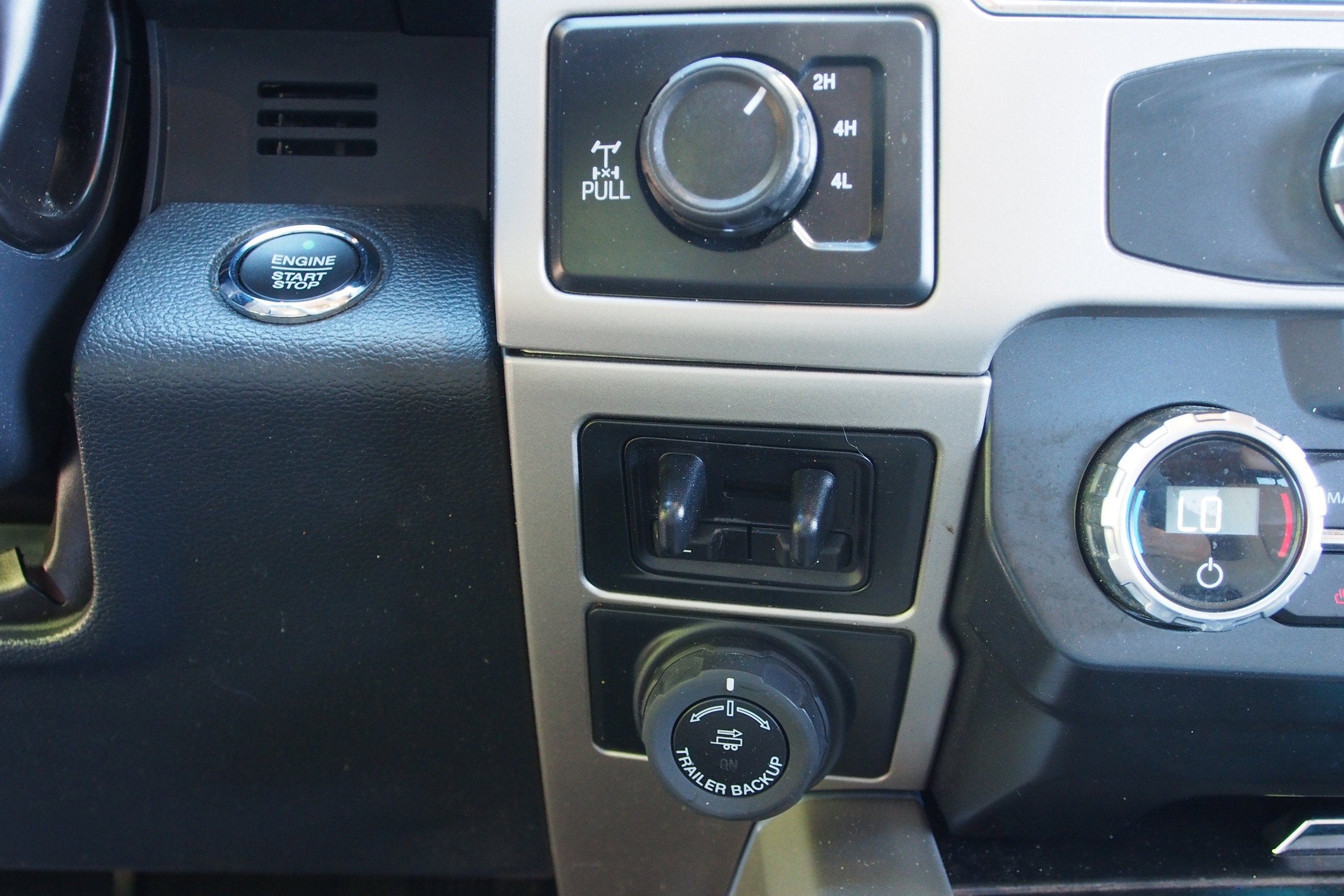 2022 Ford Super Duty F-250 SRW LARIAT