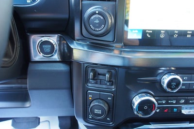 2027 Ford Super Duty F-350 SRW LARIAT