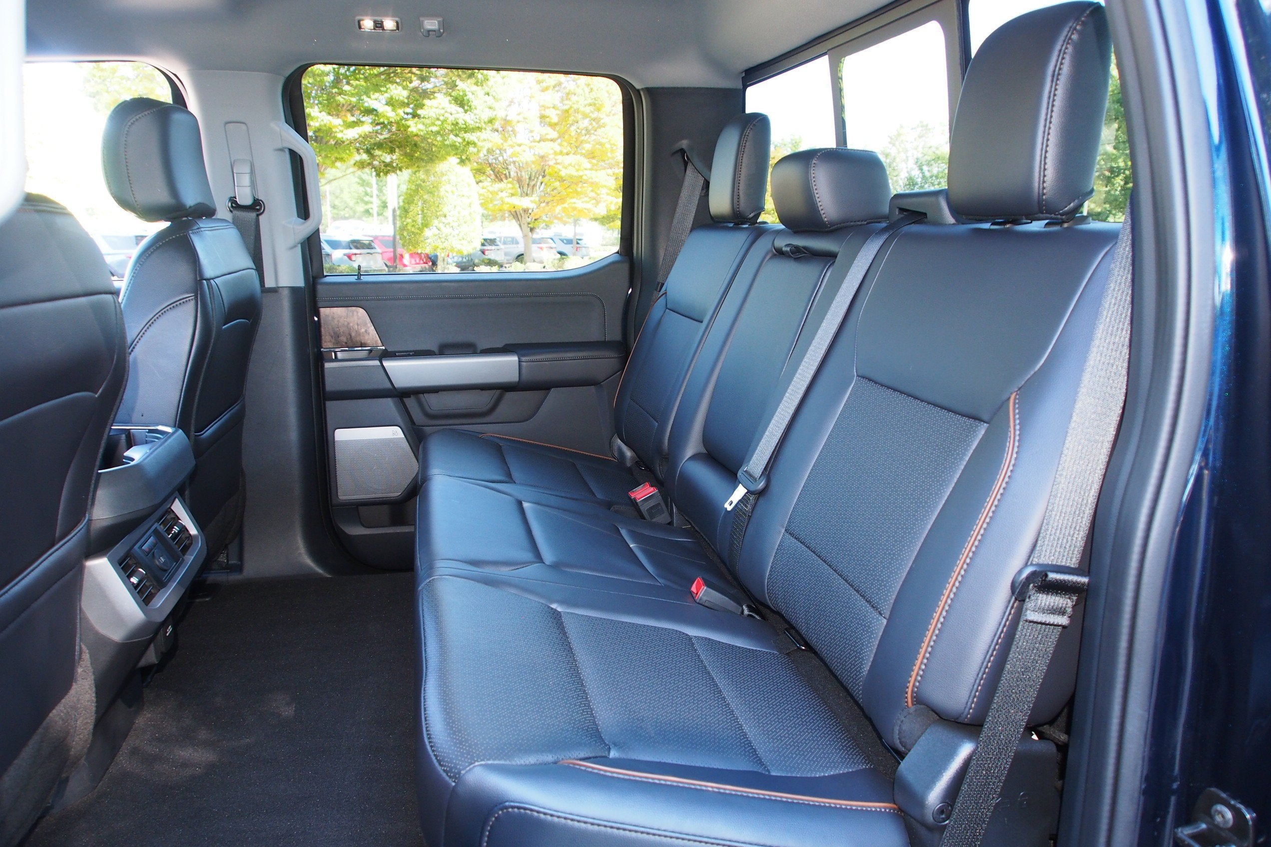 2025 Ford Super Duty F-350 SRW LARIAT