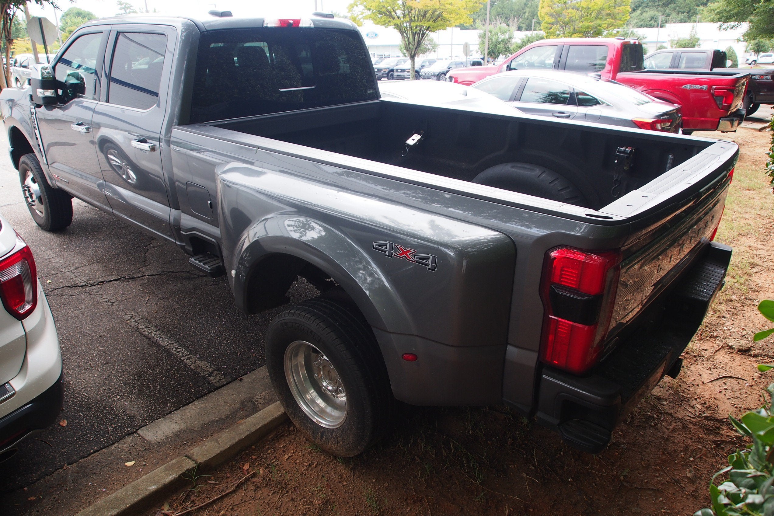 2024 Ford Super Duty F-350 DRW Limited
