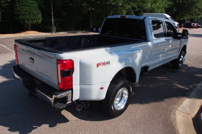 2026 Ford Super Duty F-350 DRW LARIAT
