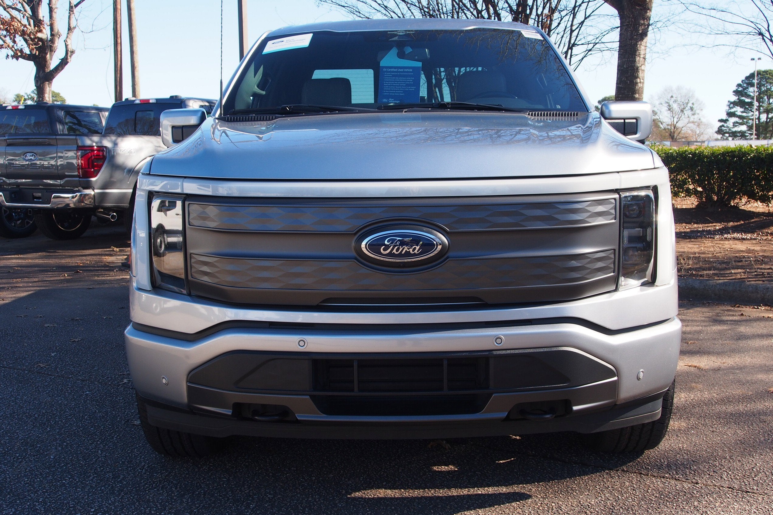 2023 Ford F-150 Lightning LARIAT