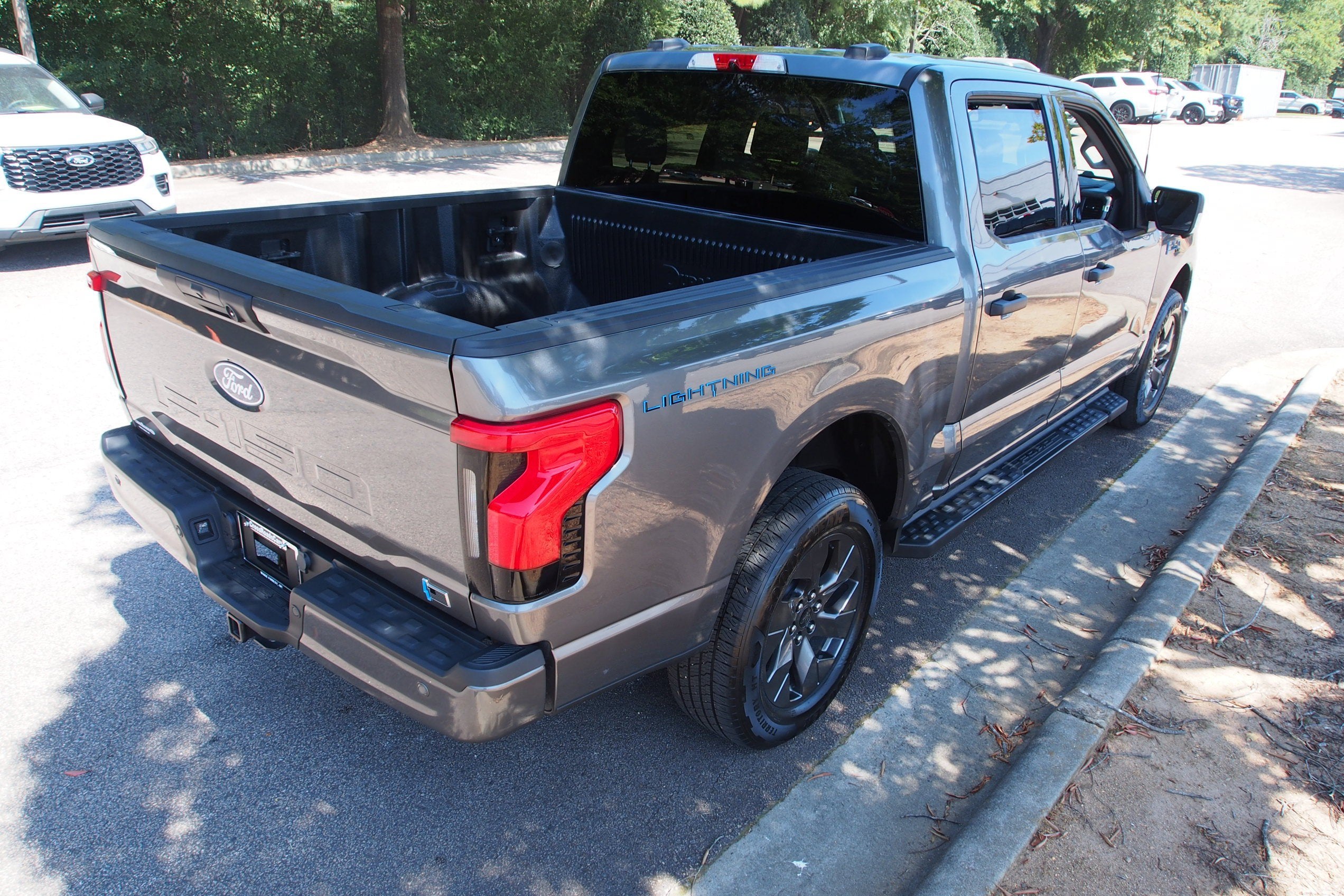 2024 Ford F-150 Lightning XLT