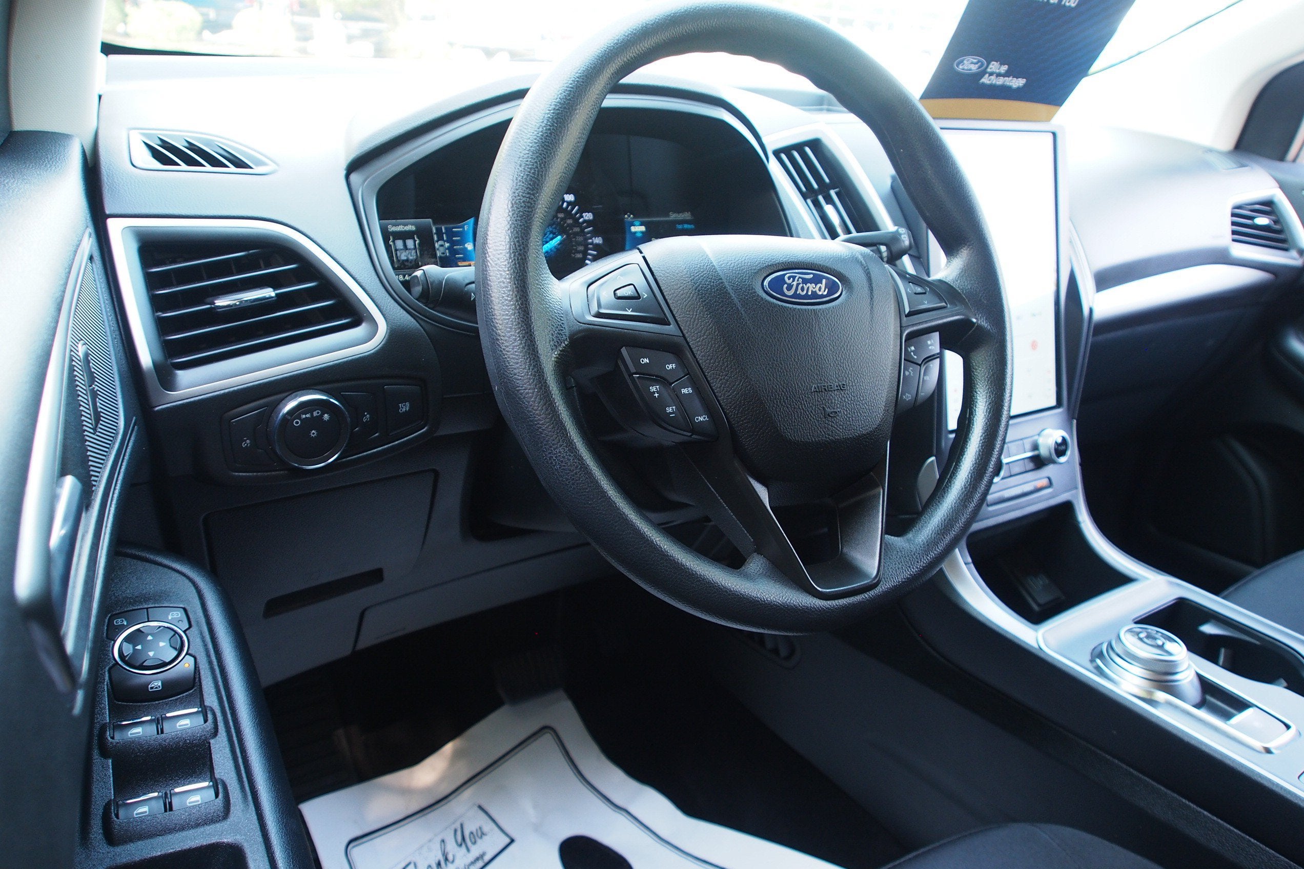 2022 Ford Edge SE