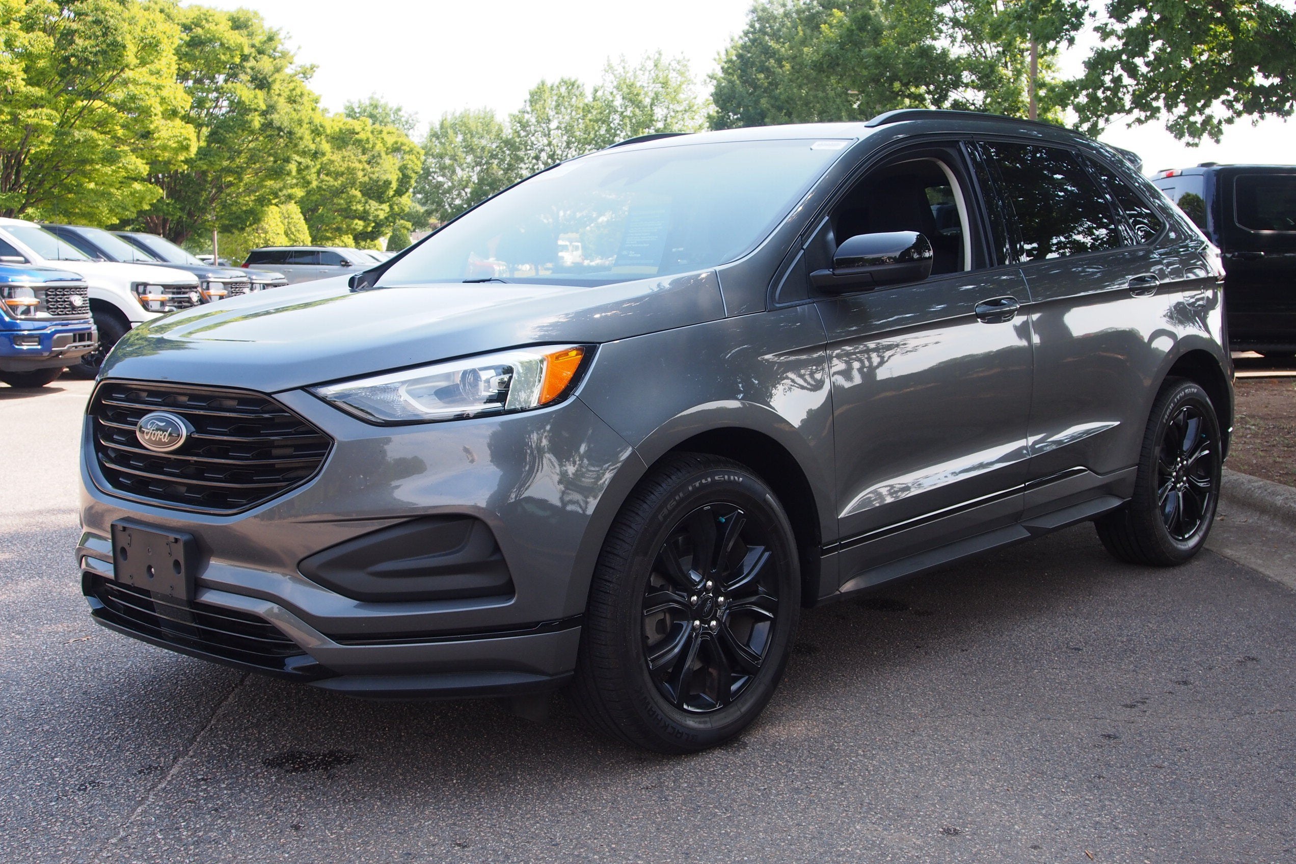 2022 Ford Edge SE