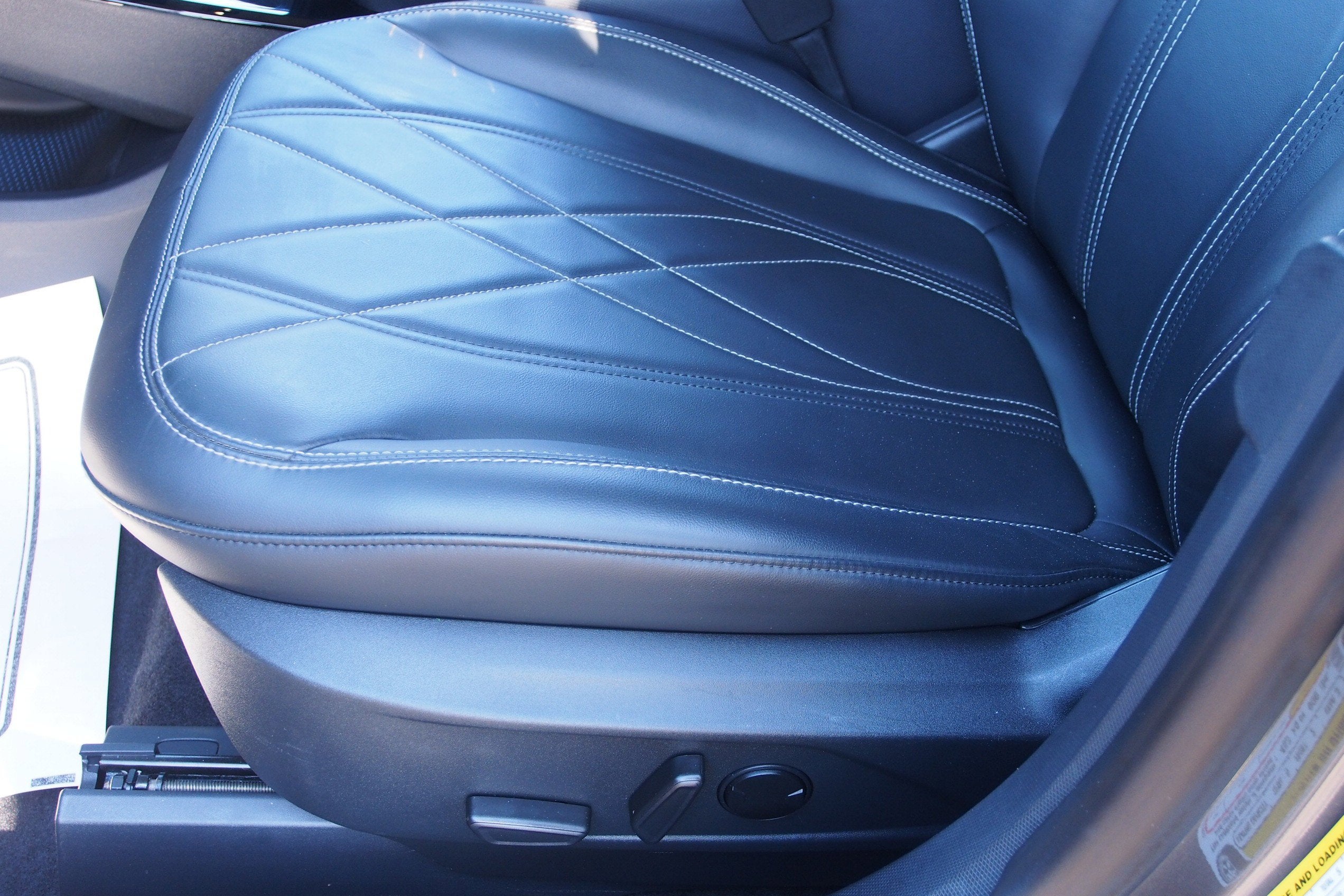 2023 Ford Mustang Mach-E Select