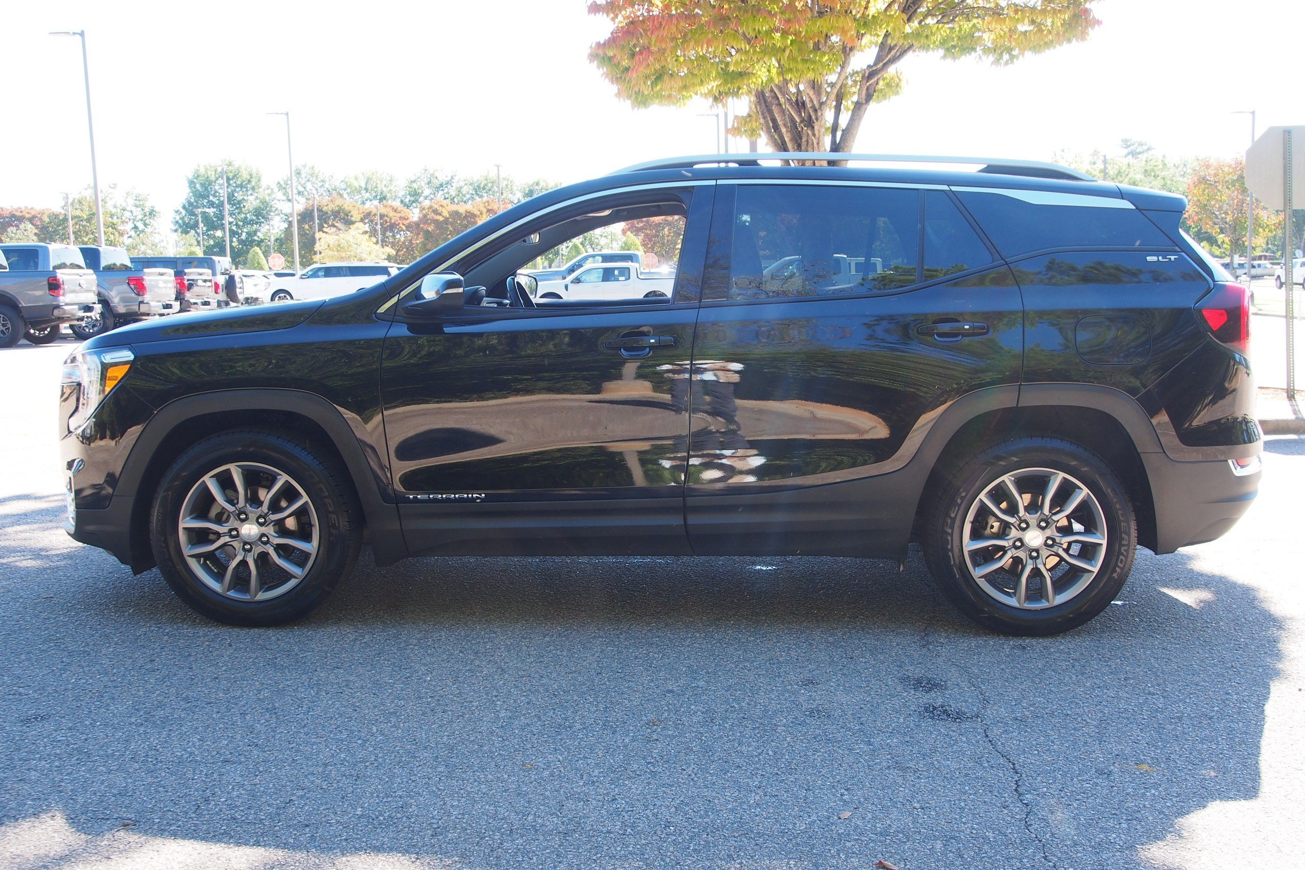 2022 GMC Terrain SLT