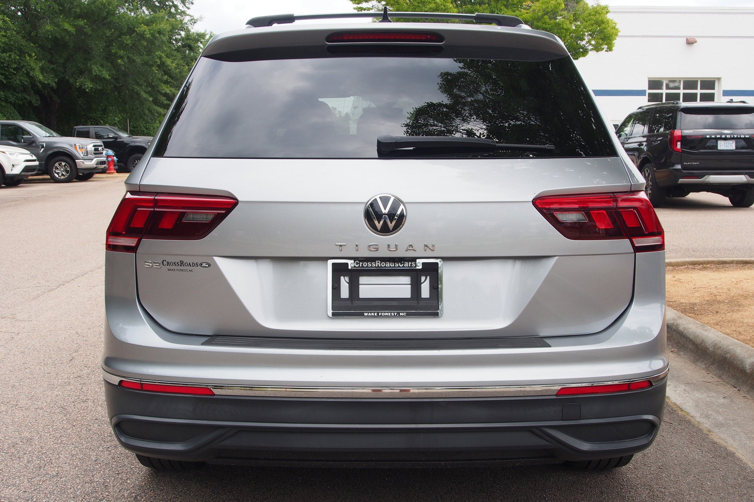 2022 Volkswagen Tiguan SE