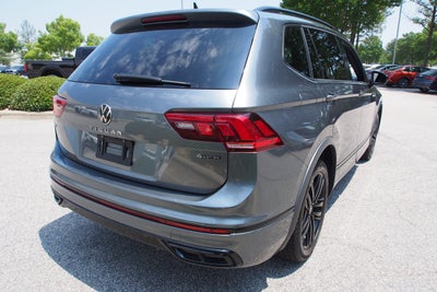 2022 Volkswagen Tiguan SE R-Line Black