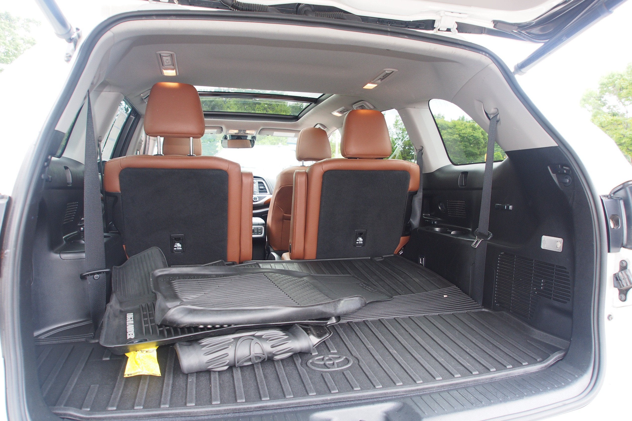 2019 Toyota Highlander Hybrid Limited Platinum