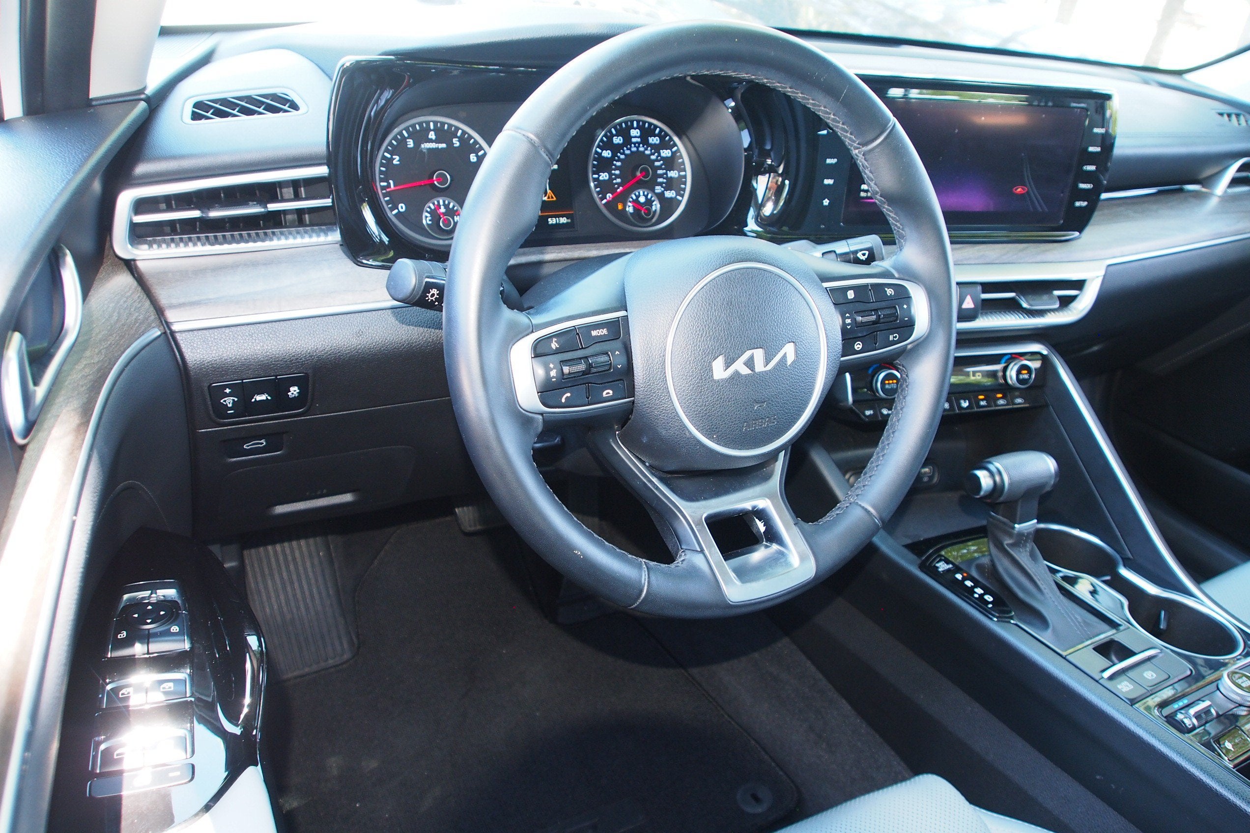 2023 Kia K5 EX