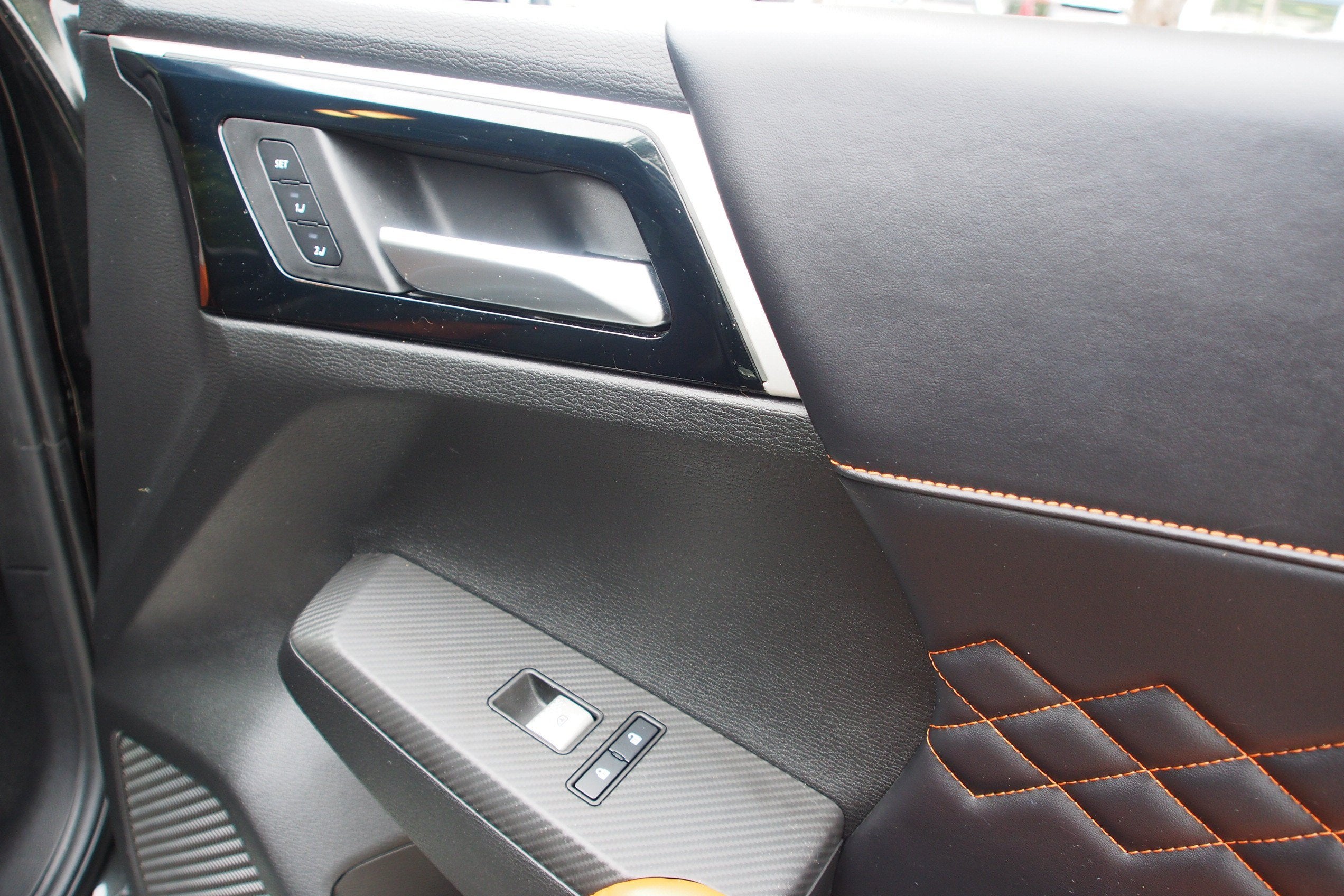 2023 Mitsubishi Outlander PHEV SEL