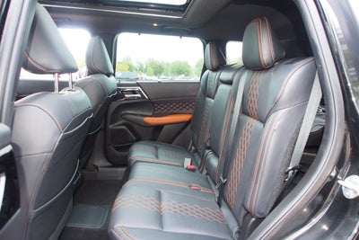 2023 Mitsubishi Outlander PHEV SEL