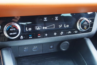 2023 Mitsubishi Outlander PHEV SEL