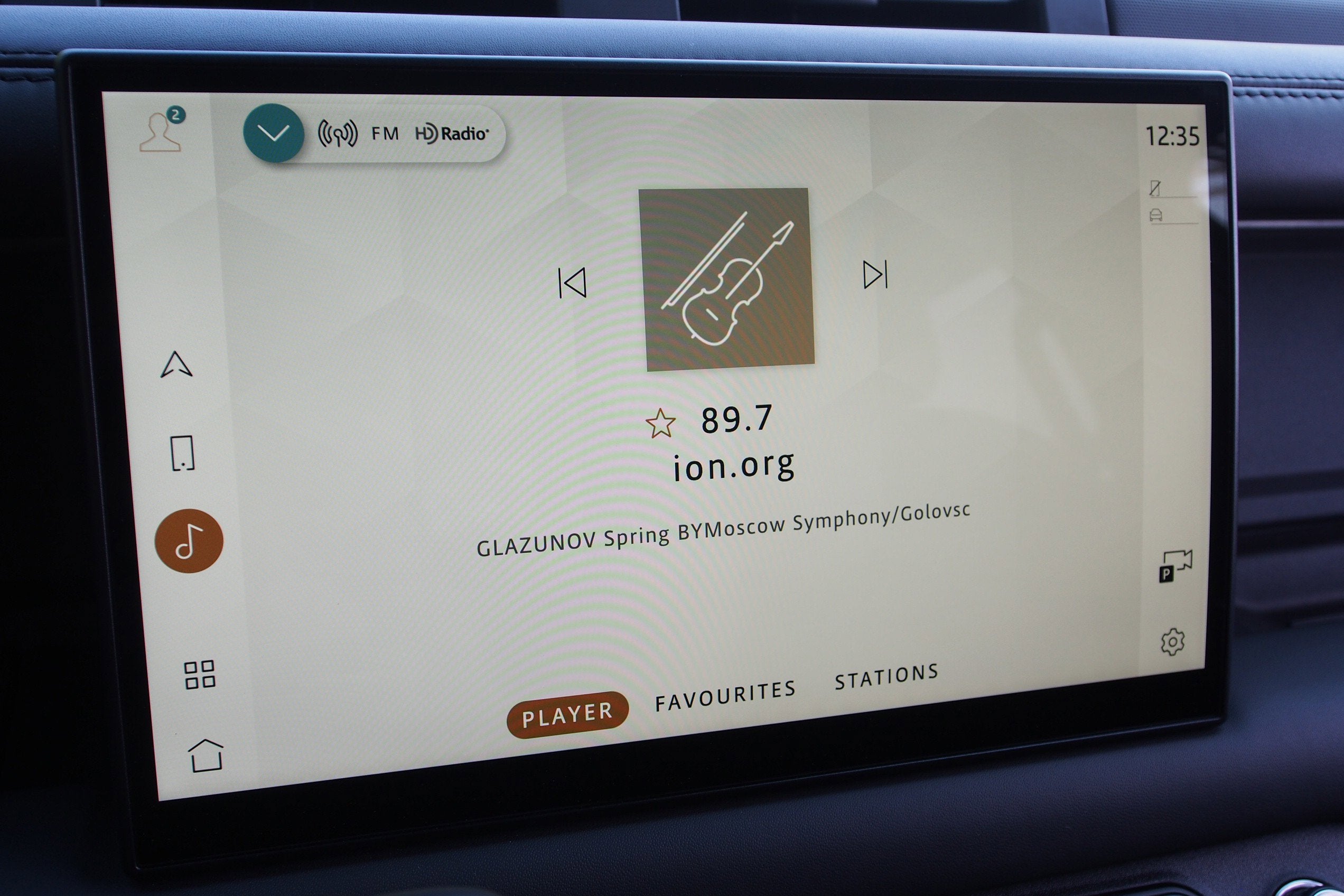 2024 Land Rover Defender V8