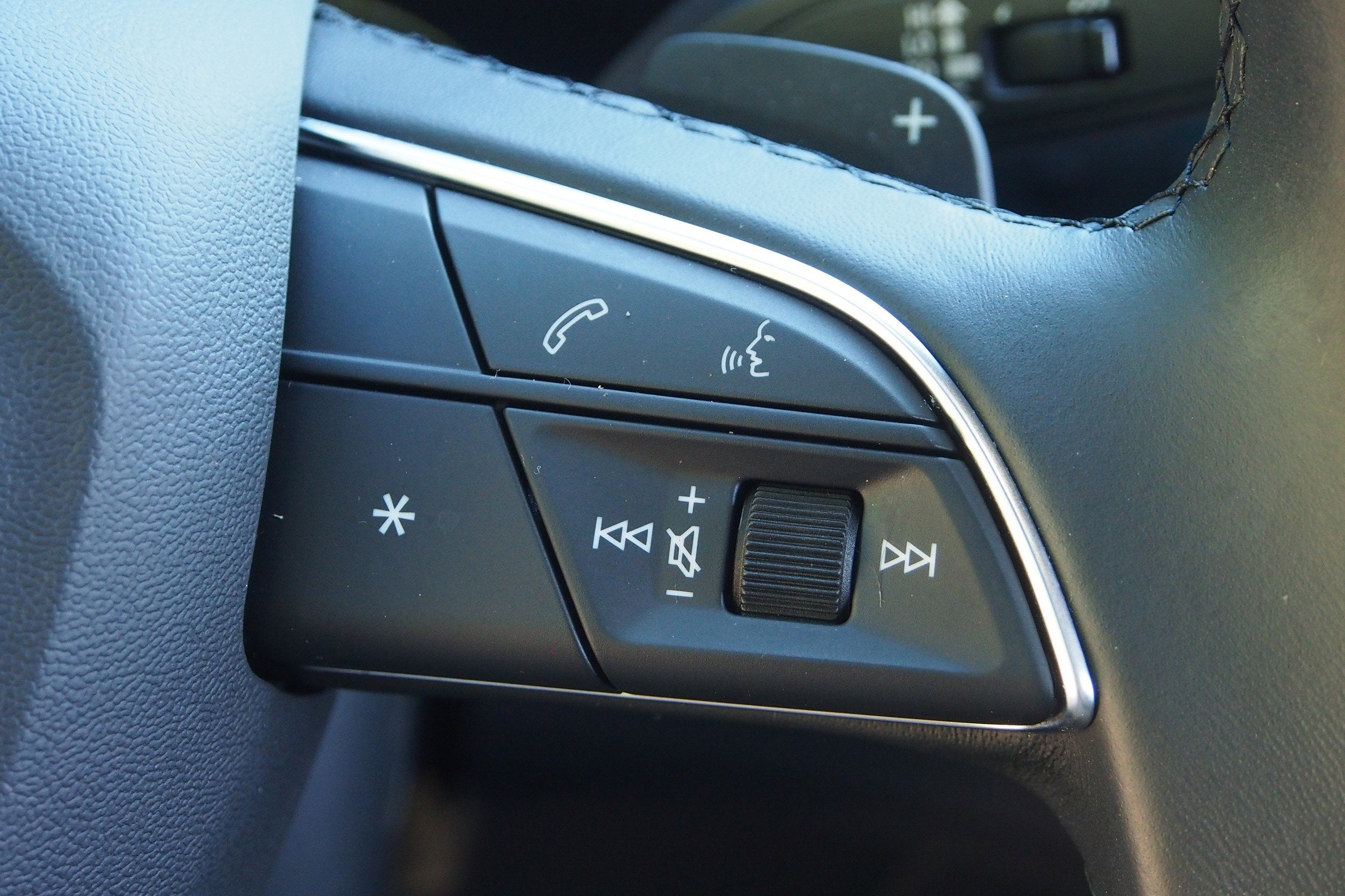 2024 Audi Q3 S line Premium