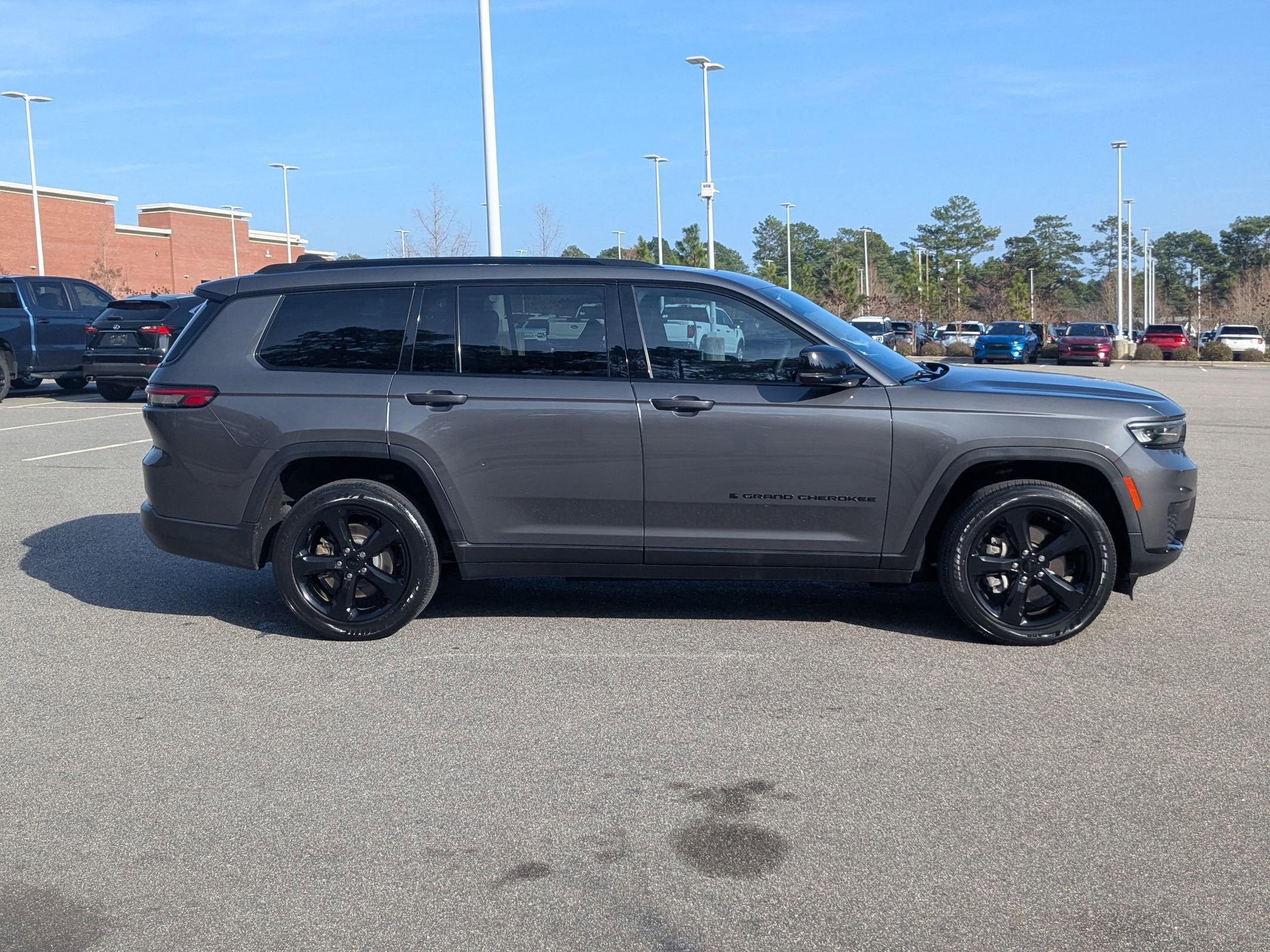 2023 Jeep Grand Cherokee L Altitude