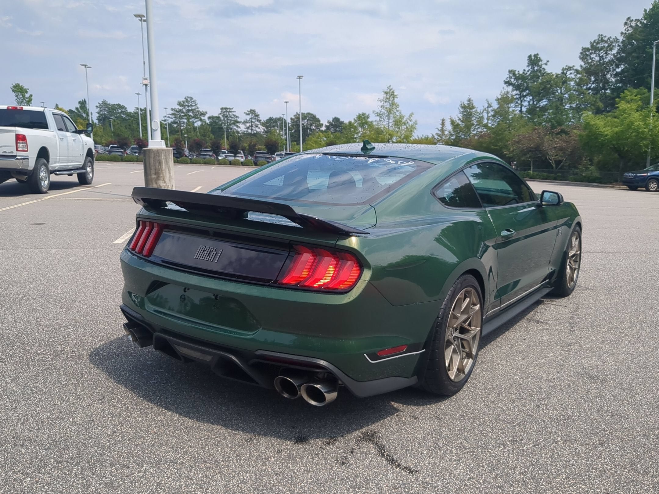 2022 Ford Mustang Mach 1