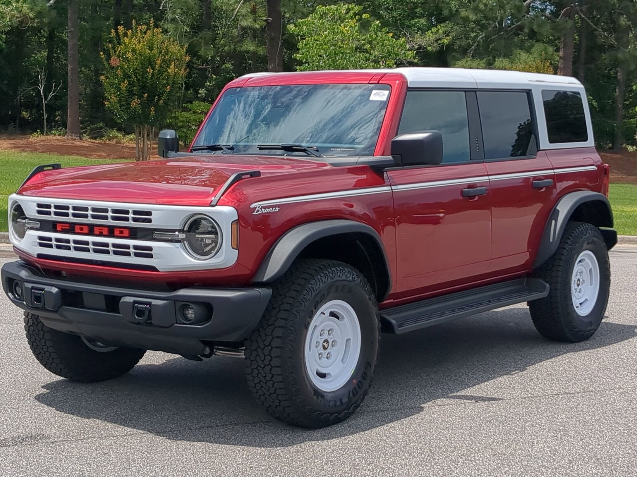 2026 Ford Bronco Heritage Edition