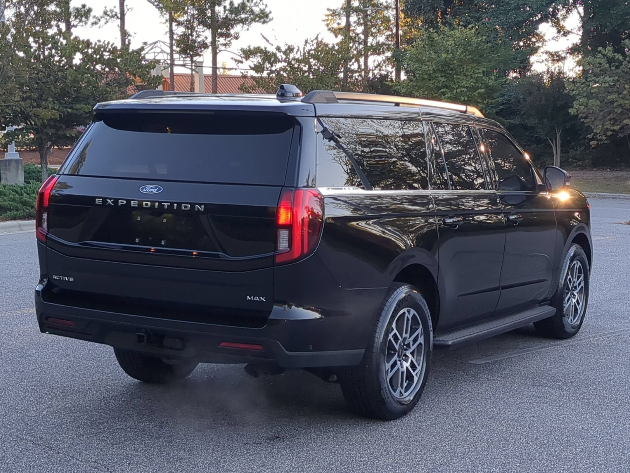 2025 Ford Expedition Max Active
