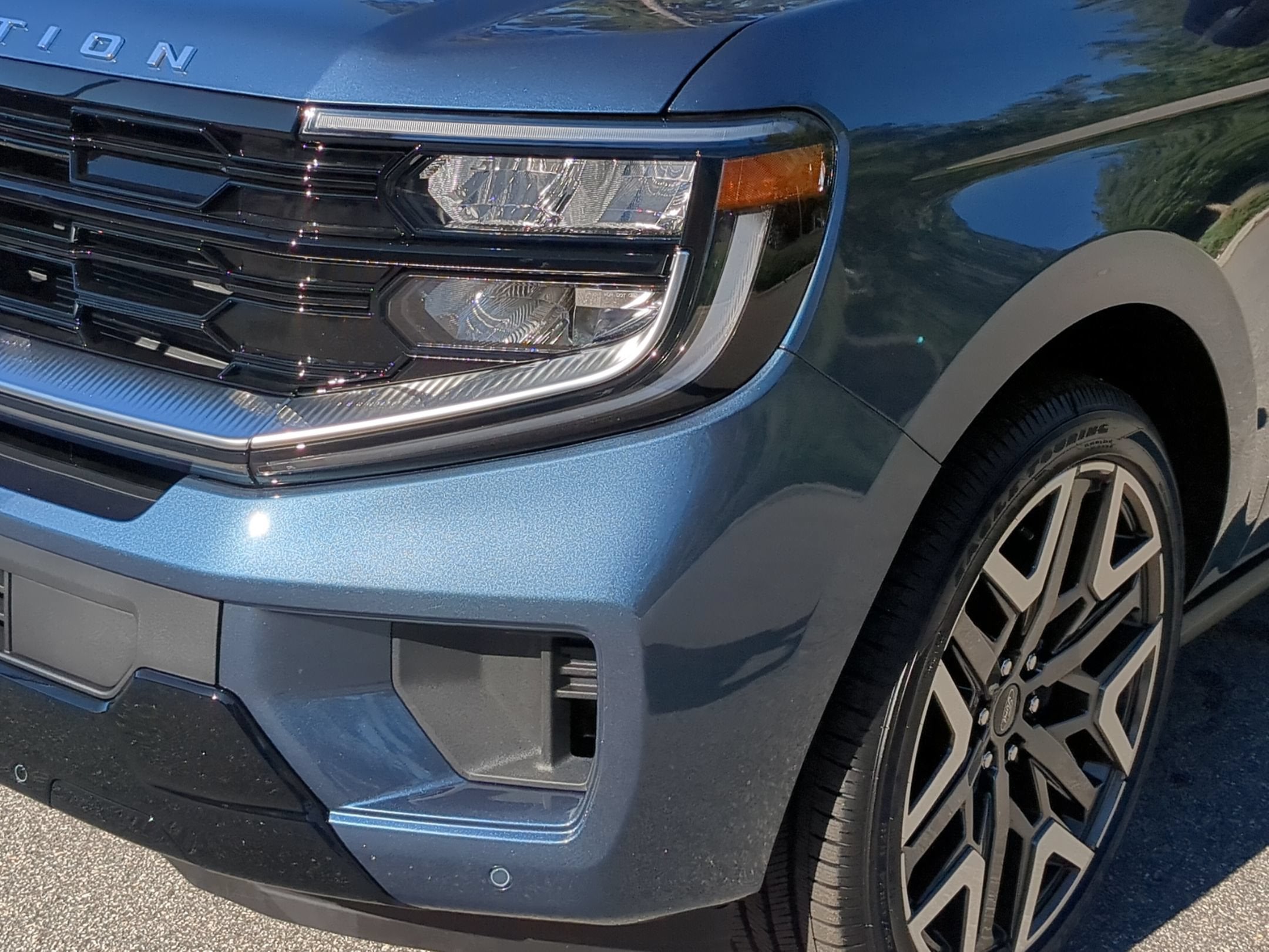 2027 Ford Expedition Max Platinum