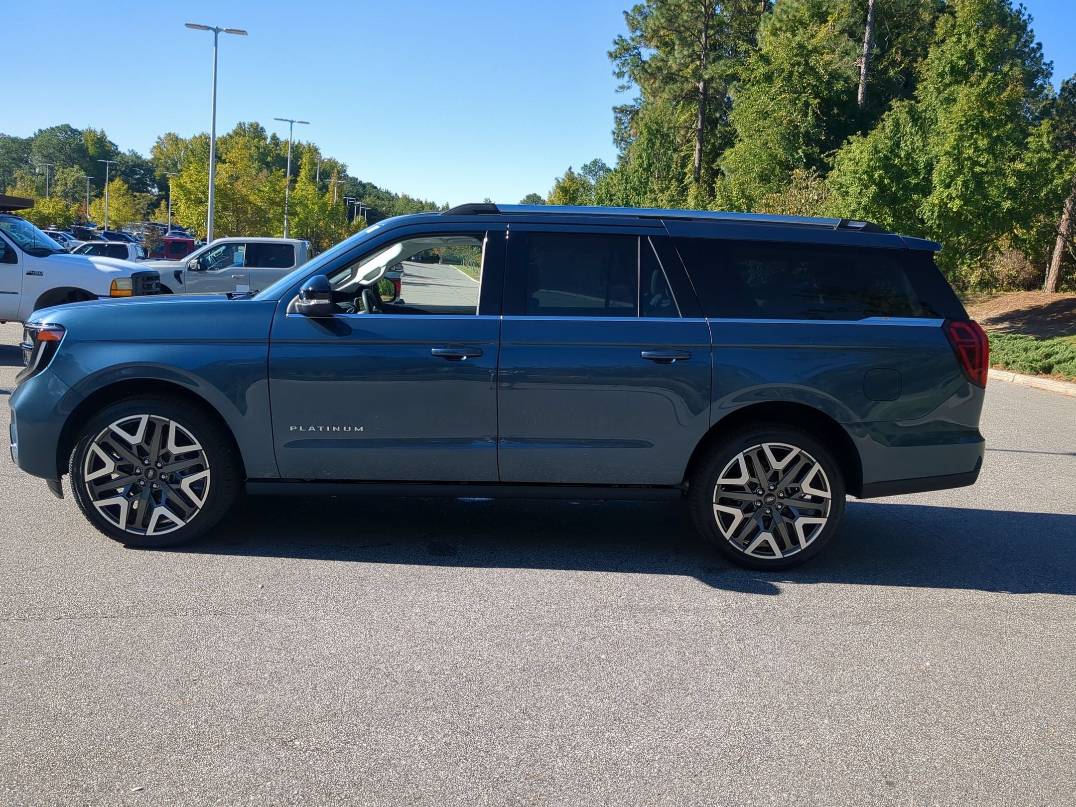 2027 Ford Expedition Max Platinum