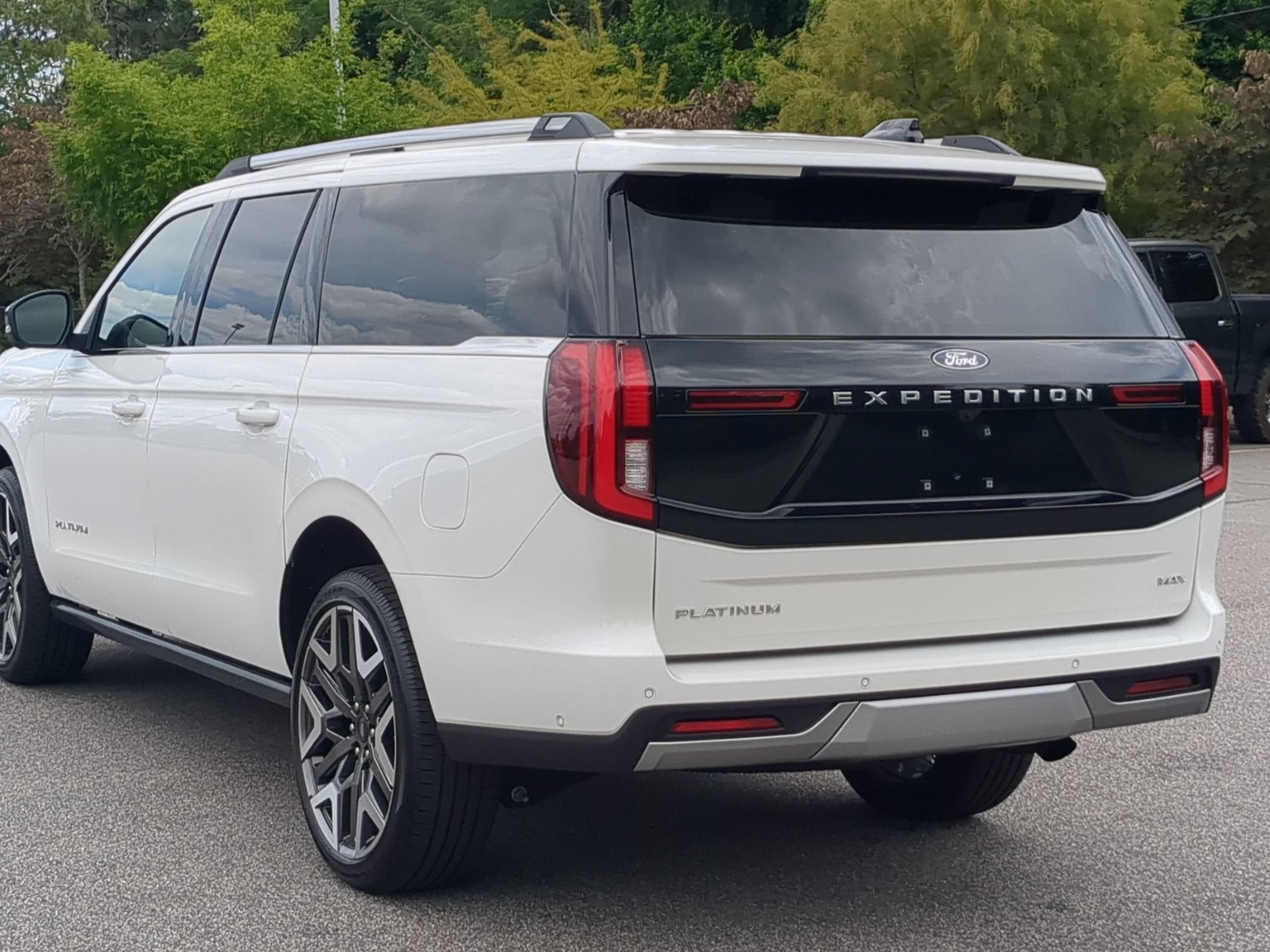 2025 Ford Expedition Max Platinum