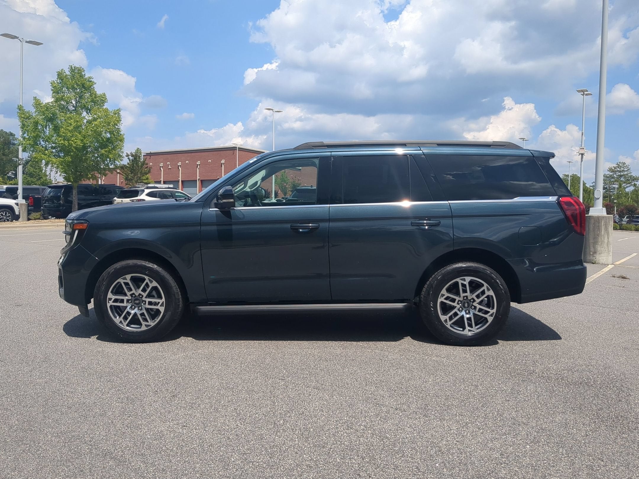 2026 Ford Expedition Active