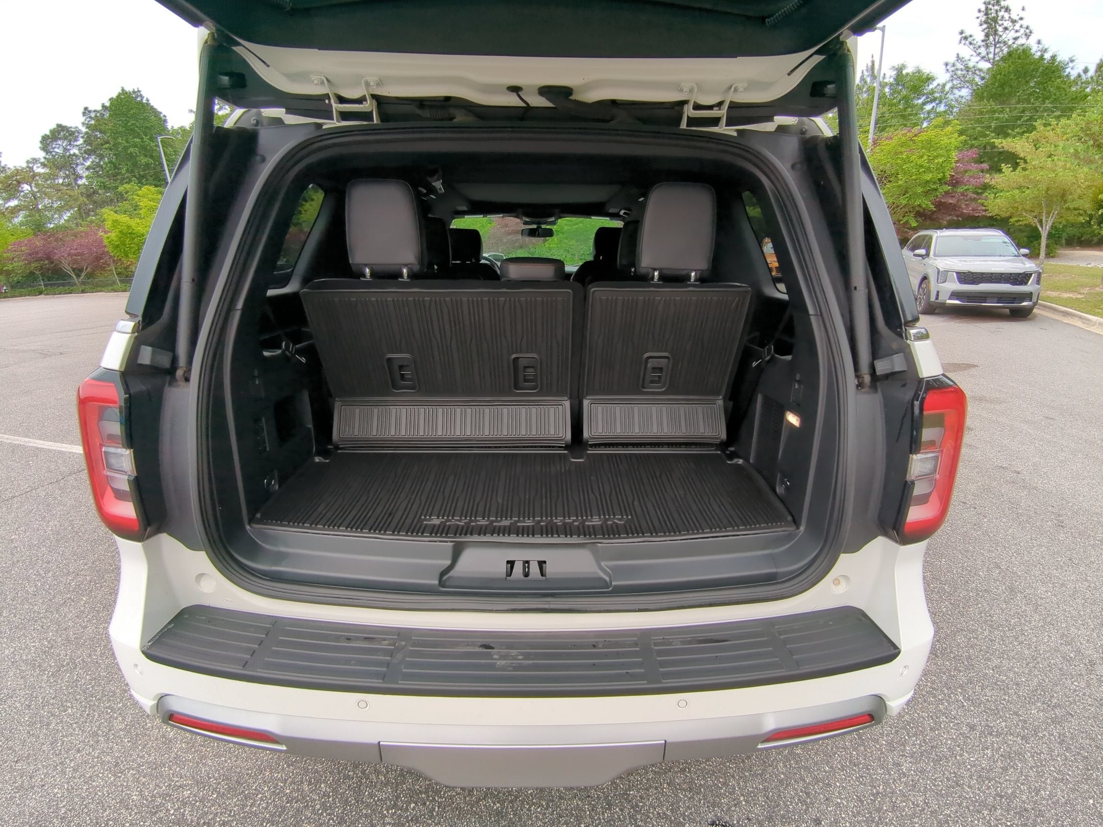 2023 Ford Expedition Platinum