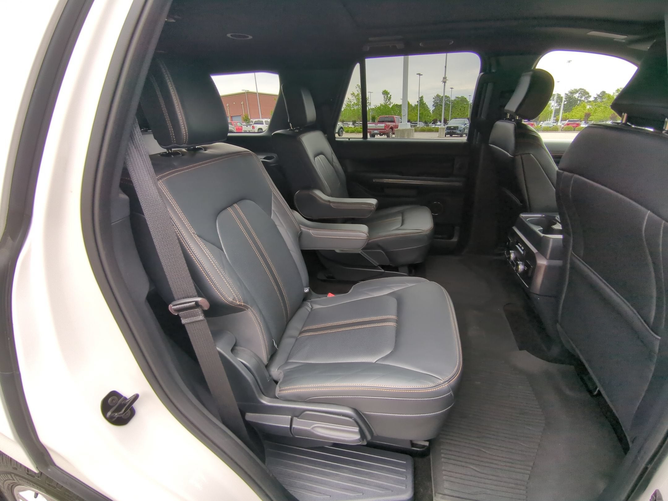 2023 Ford Expedition Platinum