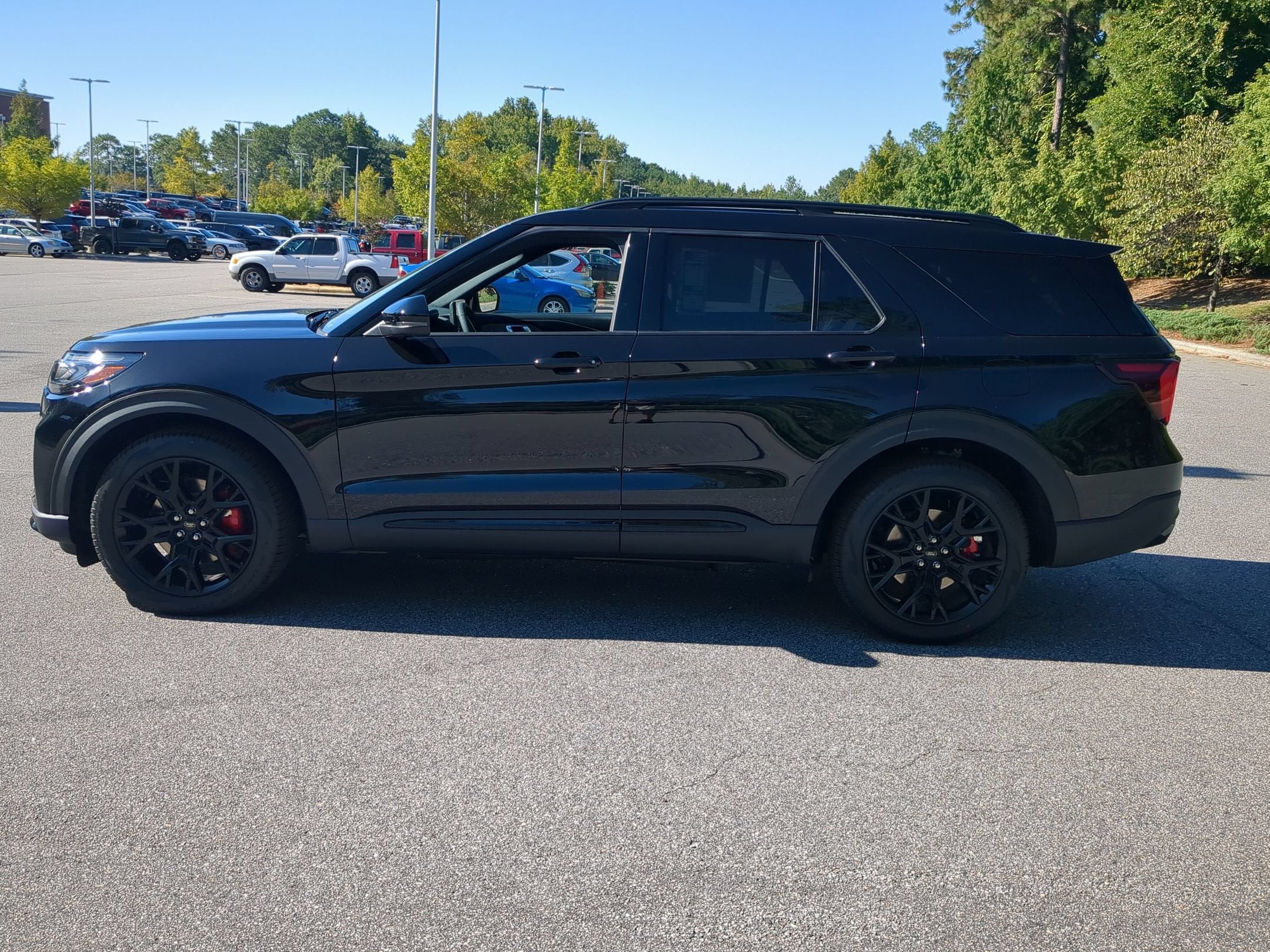 2027 Ford Explorer ST