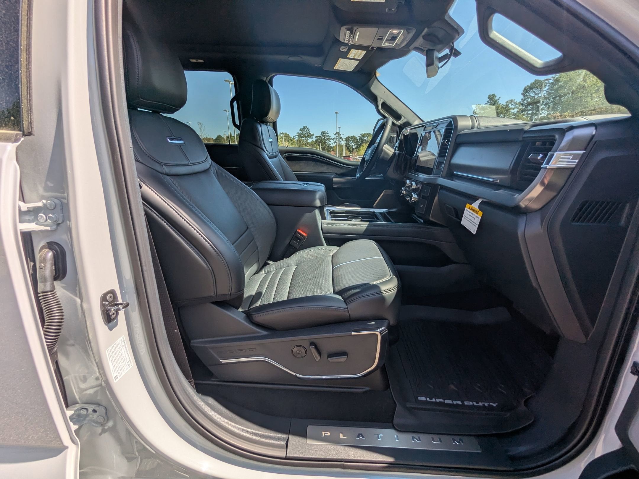 2026 Ford Super Duty F-250 SRW Platinum