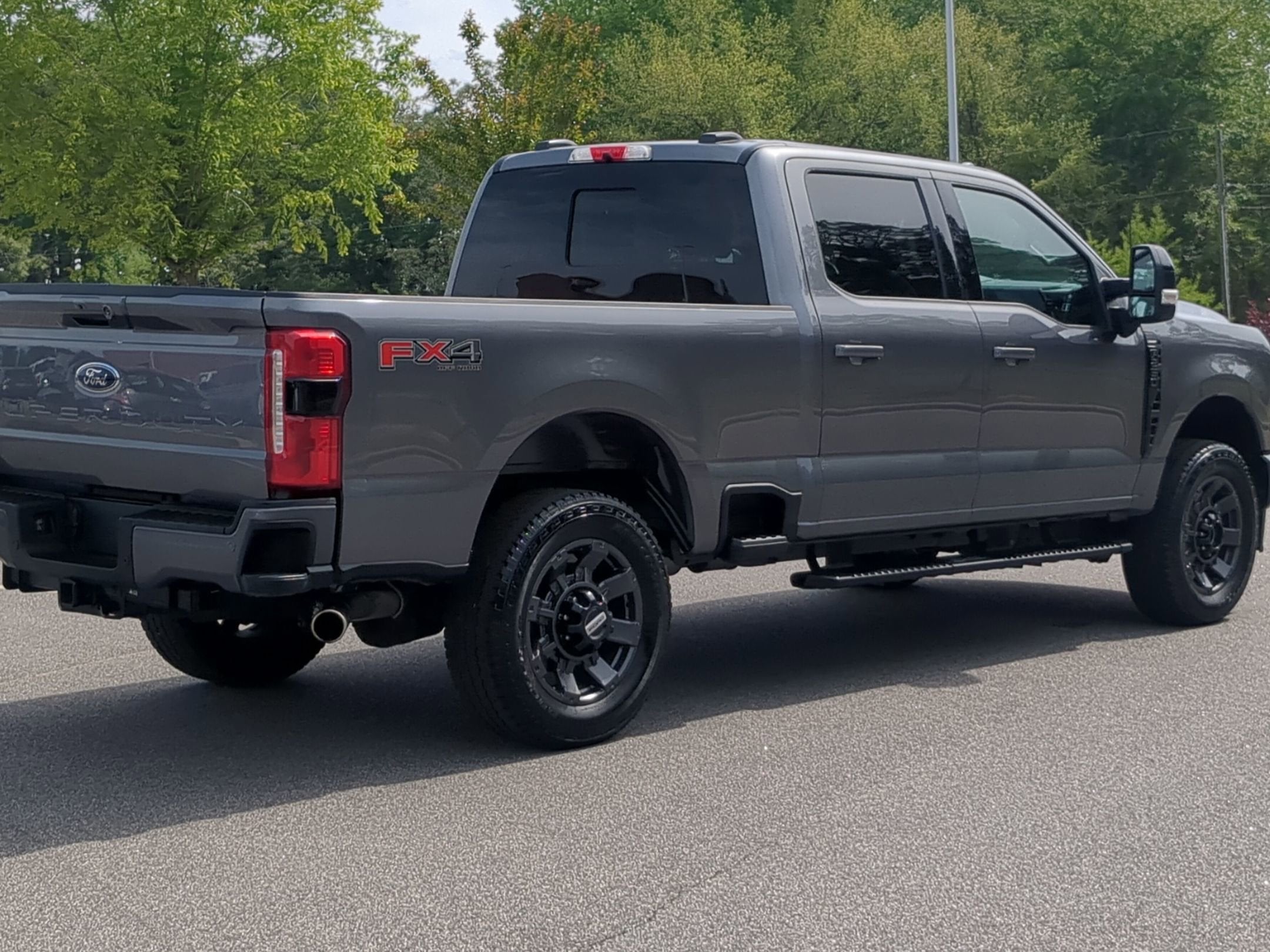 2024 Ford Super Duty F-250 SRW LARIAT