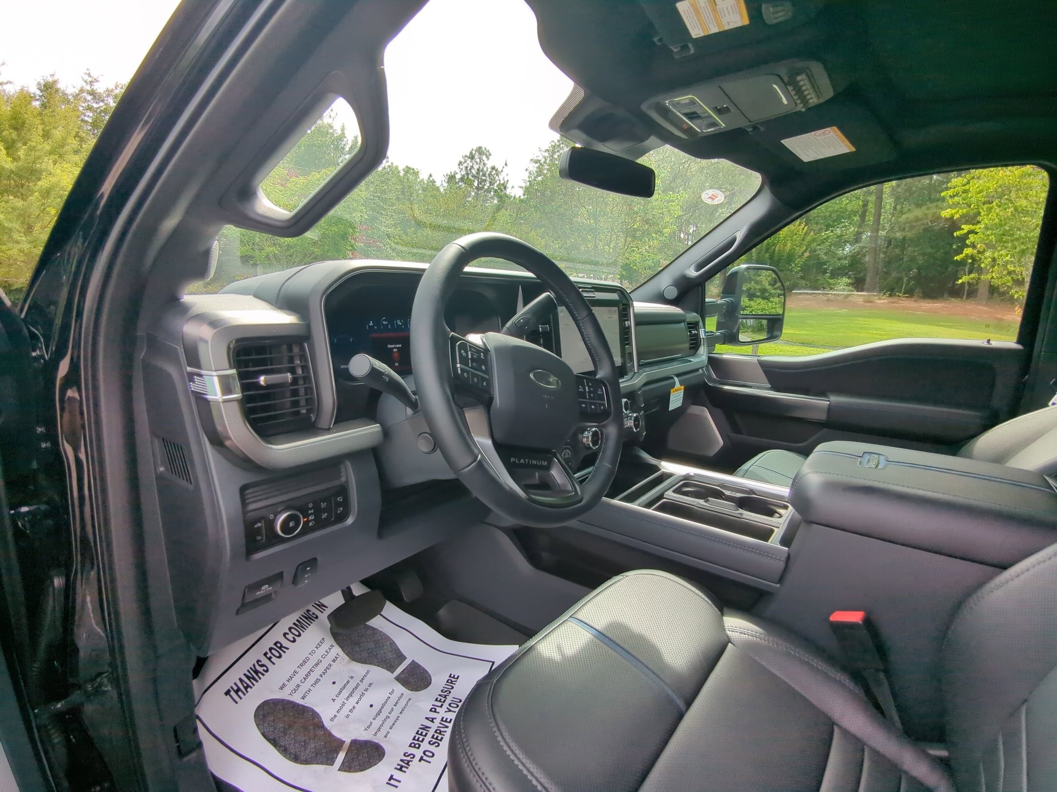 2026 Ford Super Duty F-350 SRW Platinum