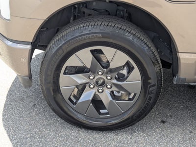 2023 Ford F-150 Lightning LARIAT