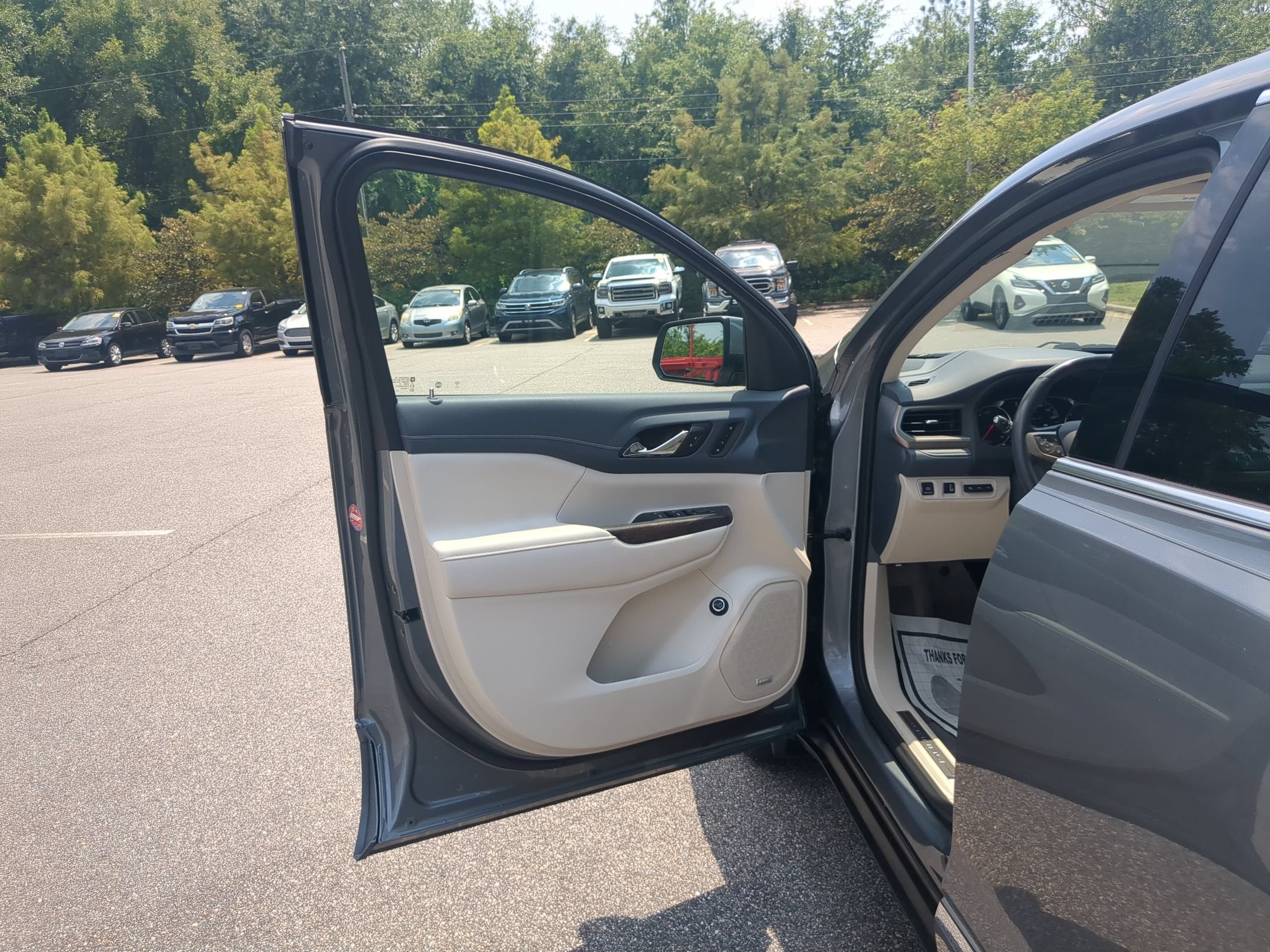 2022 GMC Acadia Denali