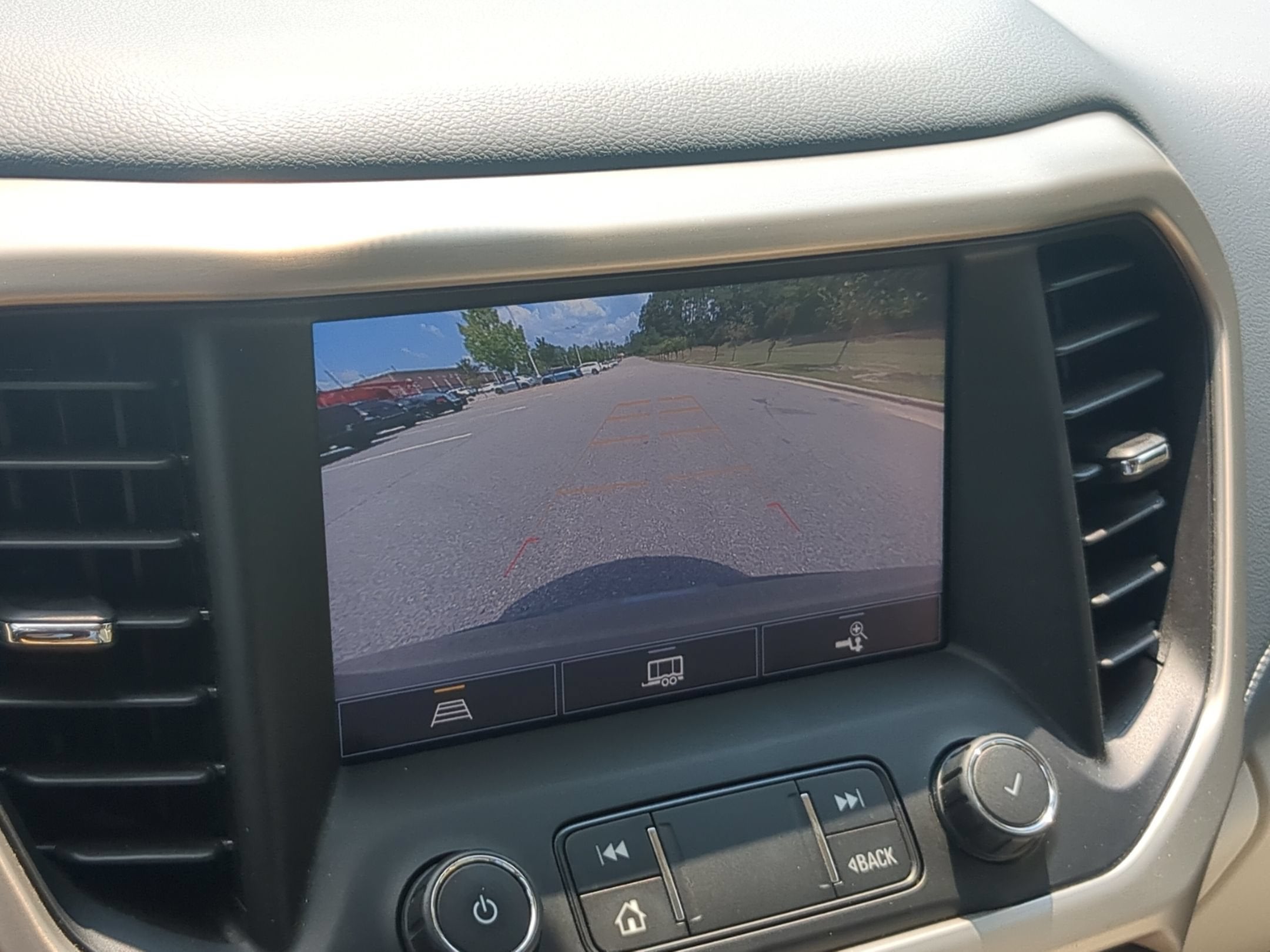 2022 GMC Acadia Denali