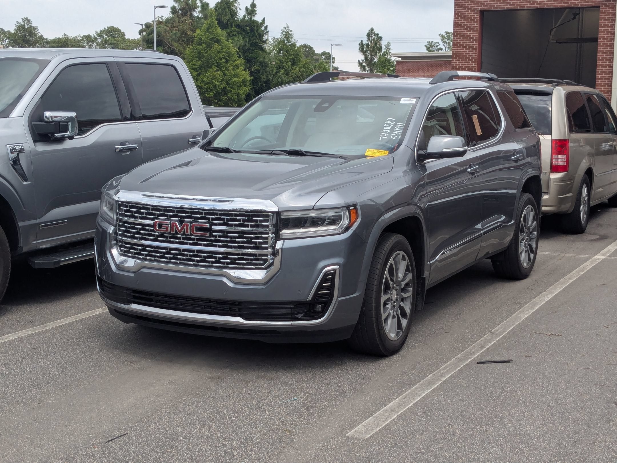 2022 GMC Acadia Denali