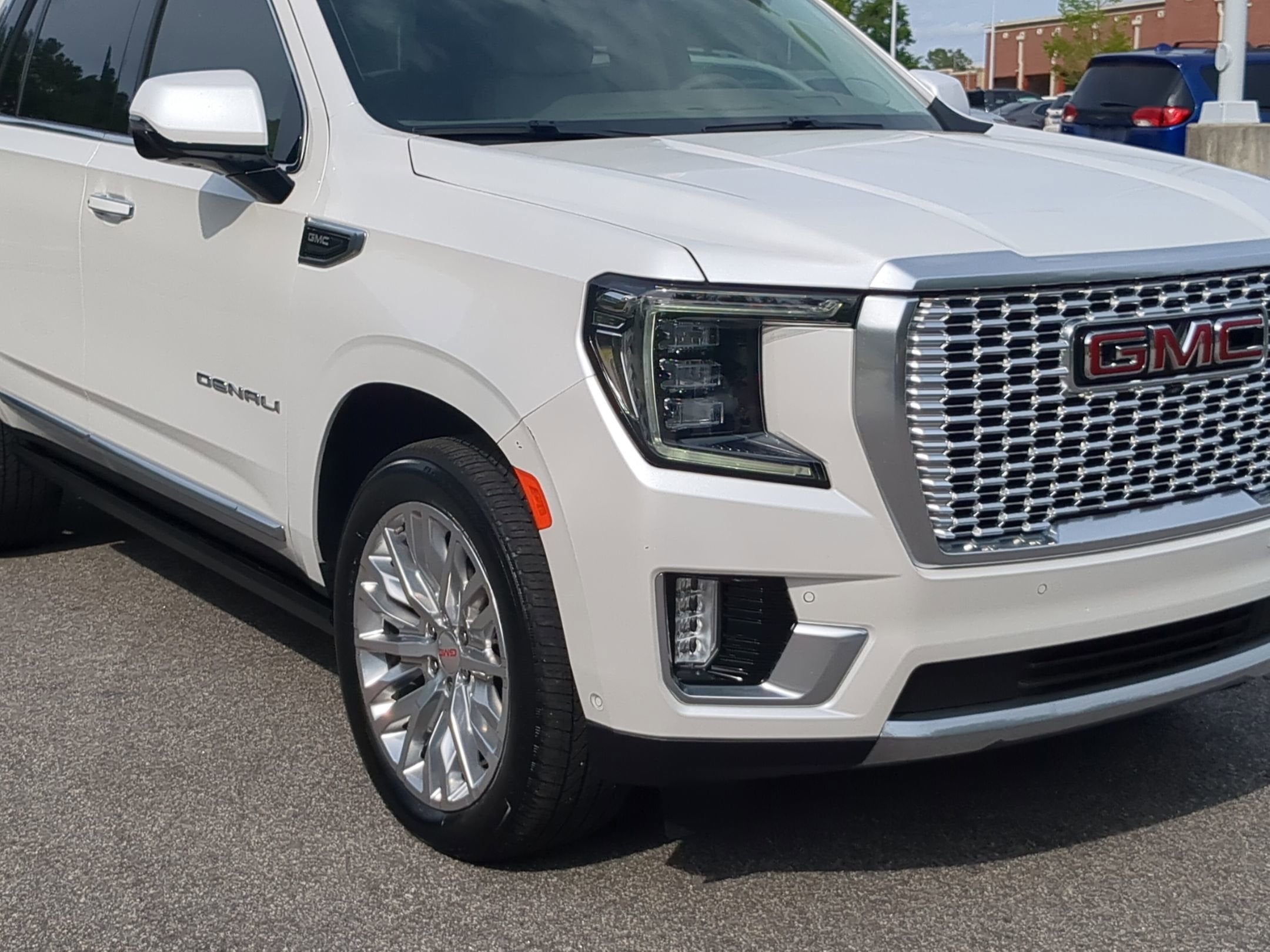 2024 GMC Yukon Denali