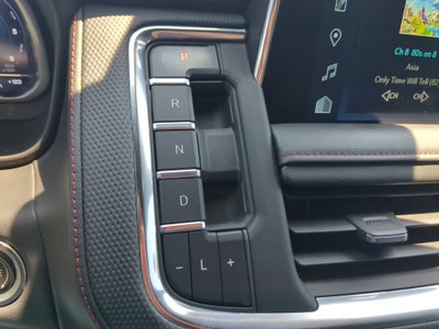 2023 Chevrolet Suburban RST