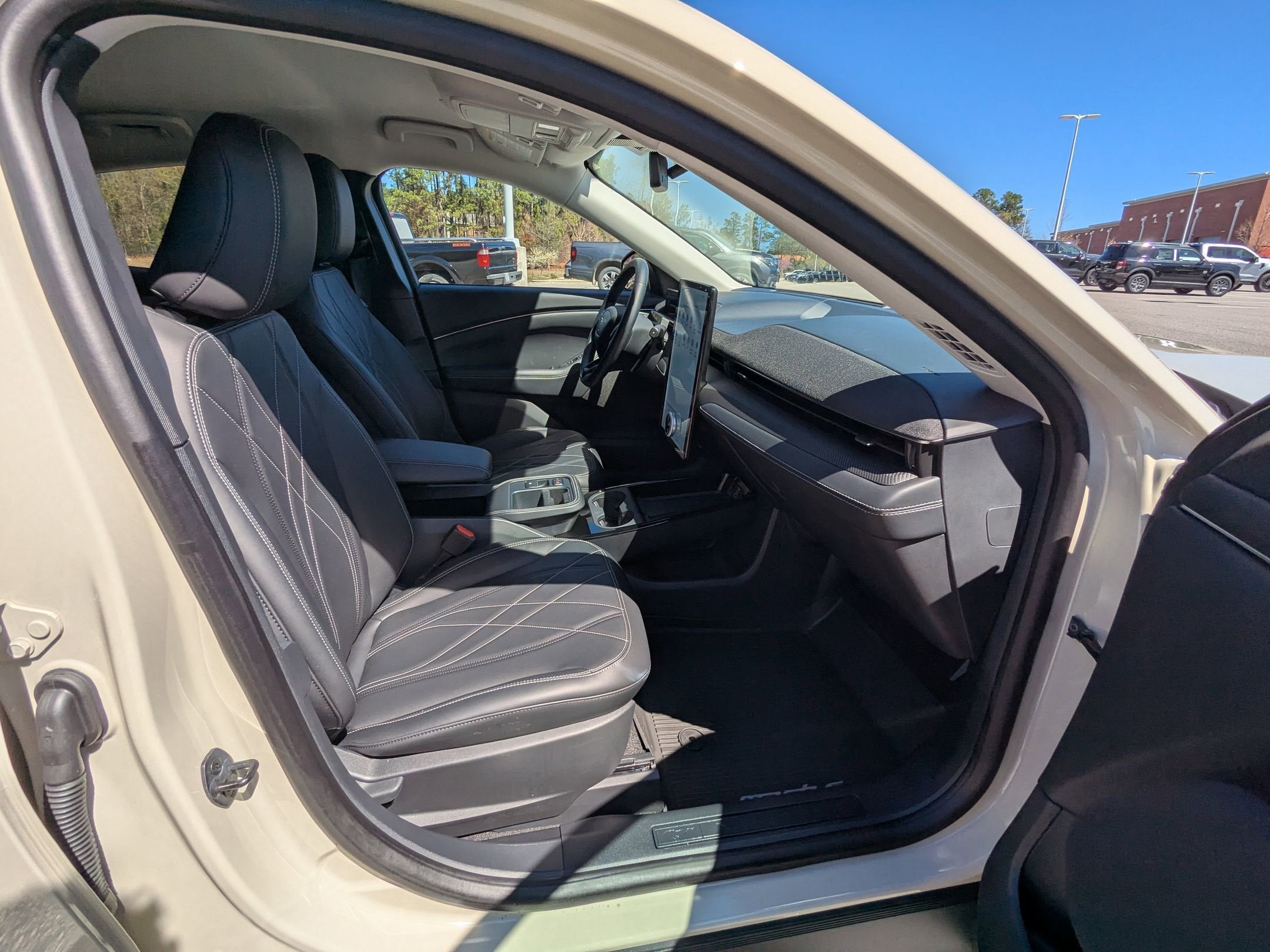 2025 Ford Mustang Mach-E Select