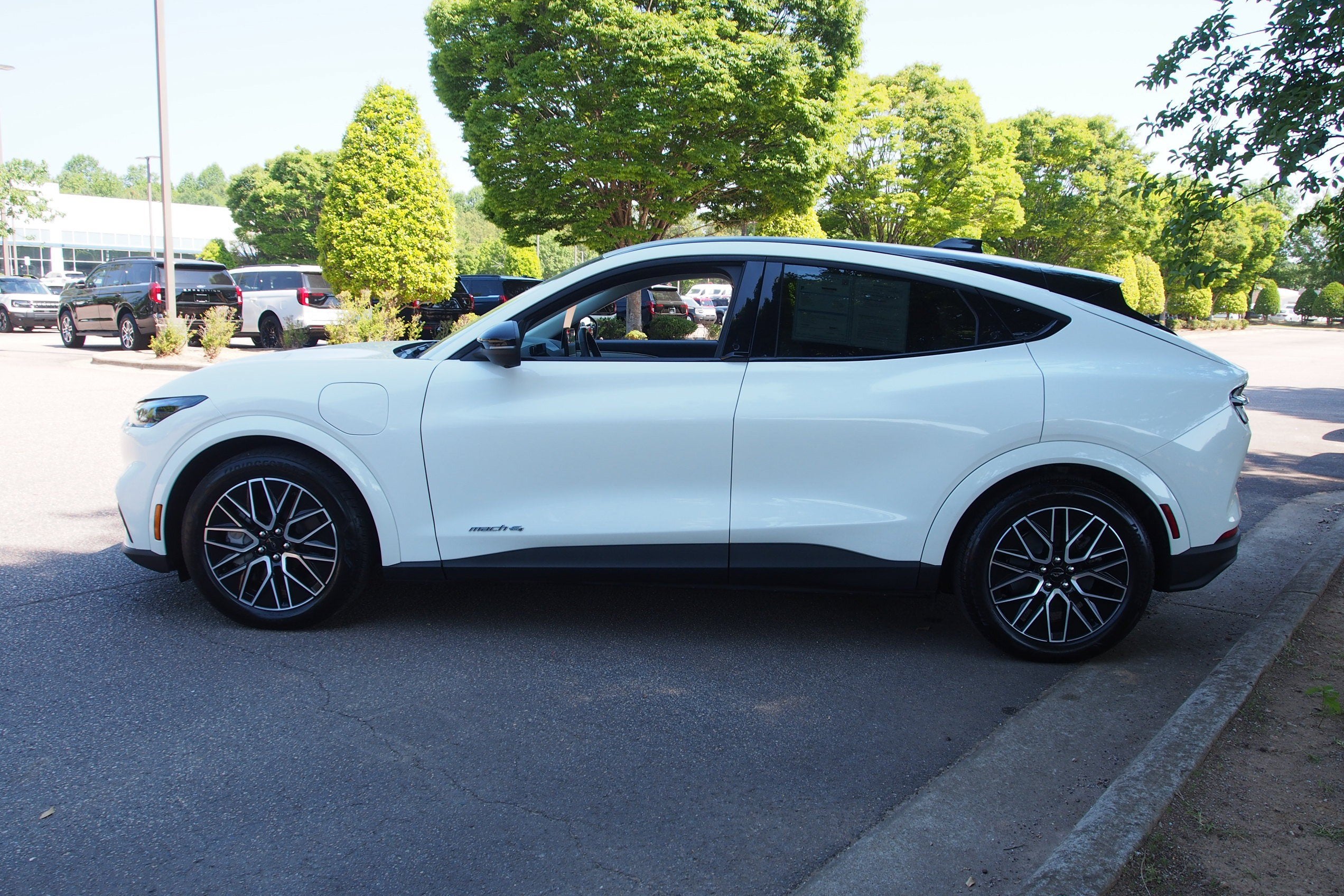 2025 Ford Mustang Mach-E Premium