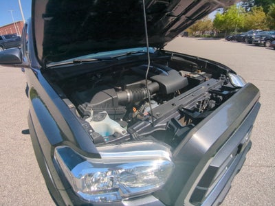 2022 Toyota Tacoma 4WD SR5