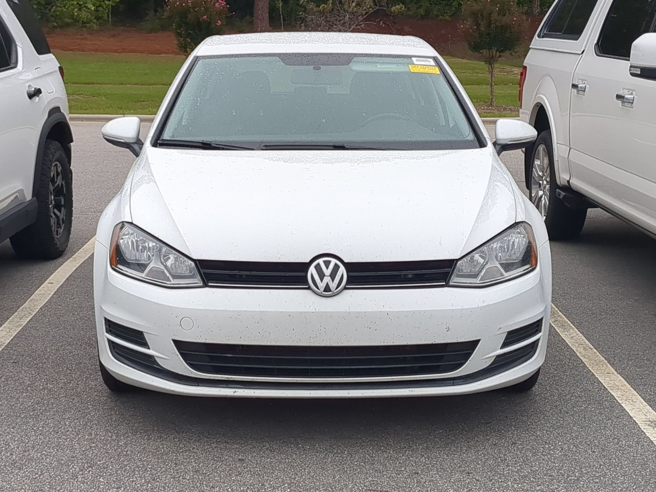 2016 Volkswagen Golf TSI S
