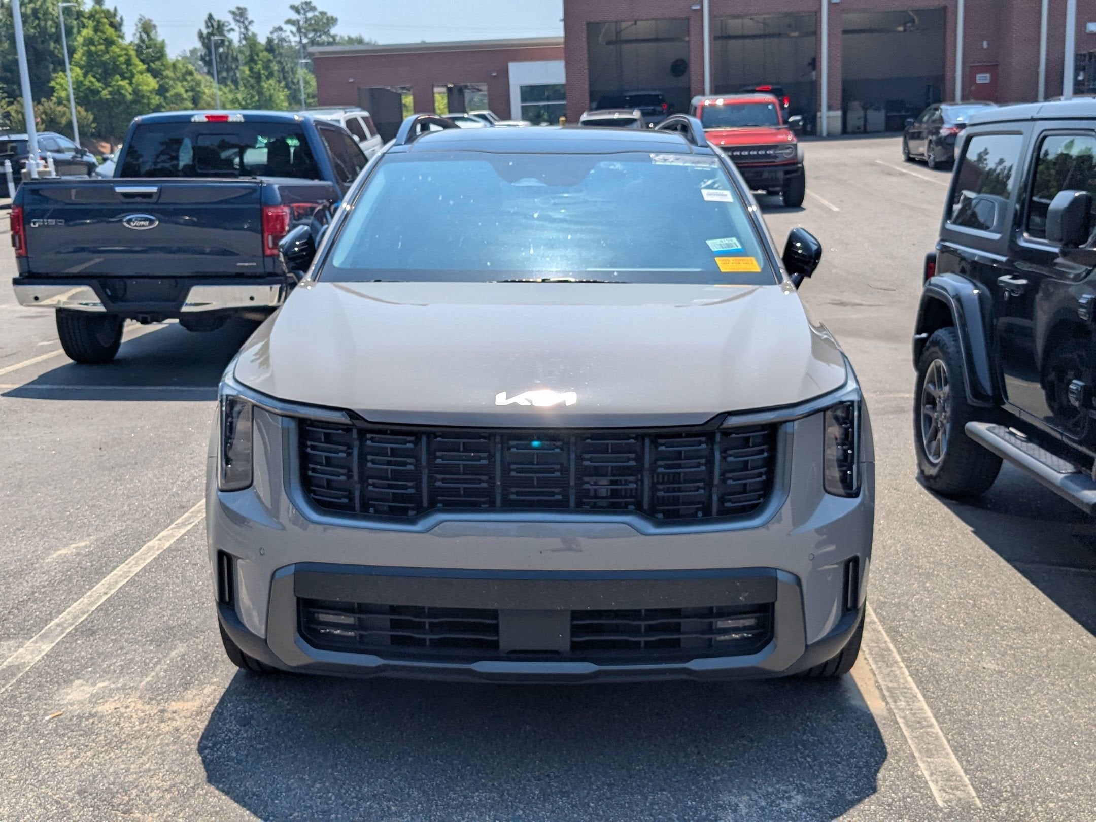 2024 Kia Sorento X-Line EX