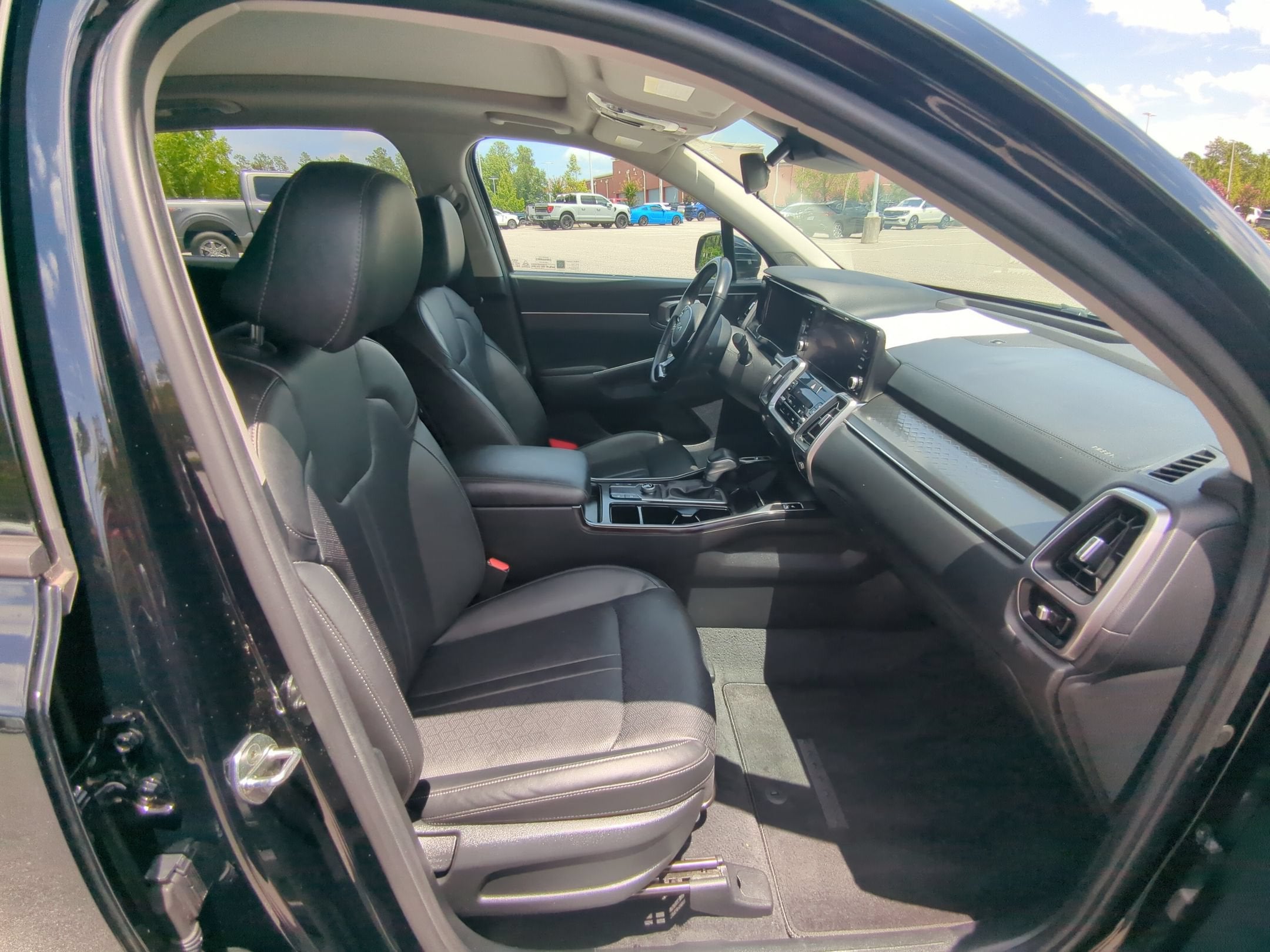 2023 Kia Sorento S