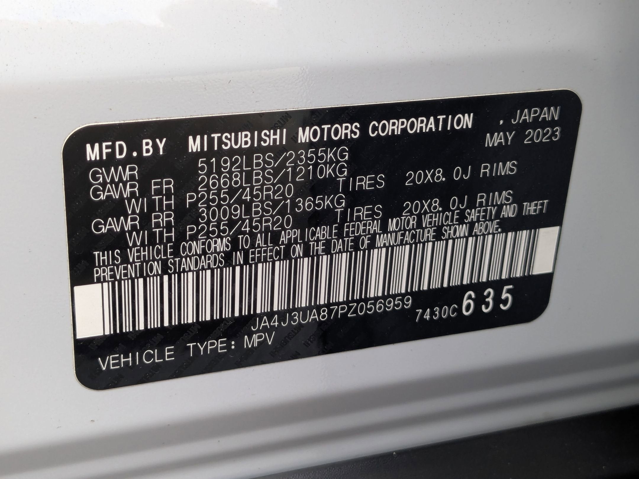 2023 Mitsubishi Outlander SE